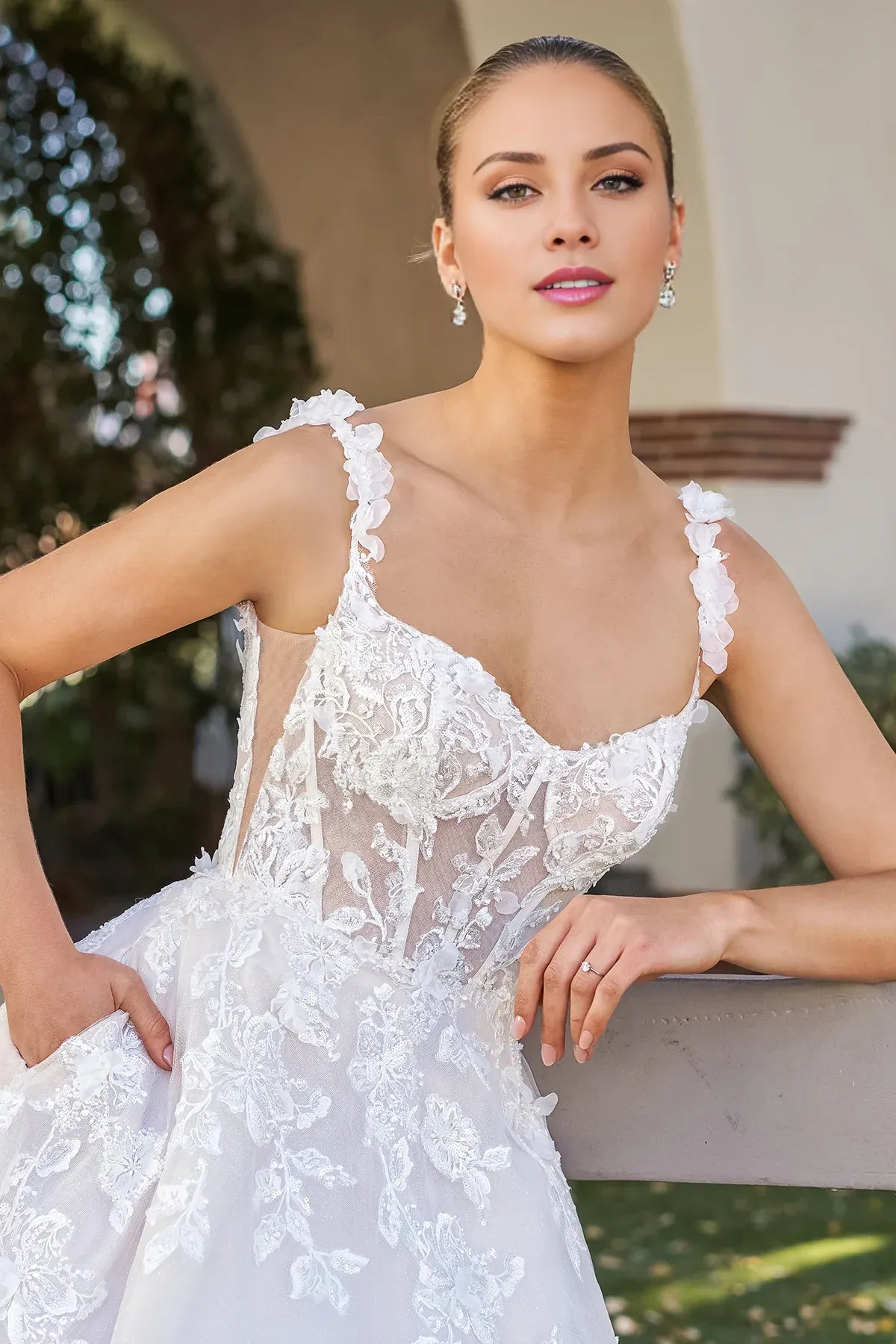 Romantic 3D Floral Lace Tulle Spaghetti Strap A‑Line Low Back Pocket Wedding Dress