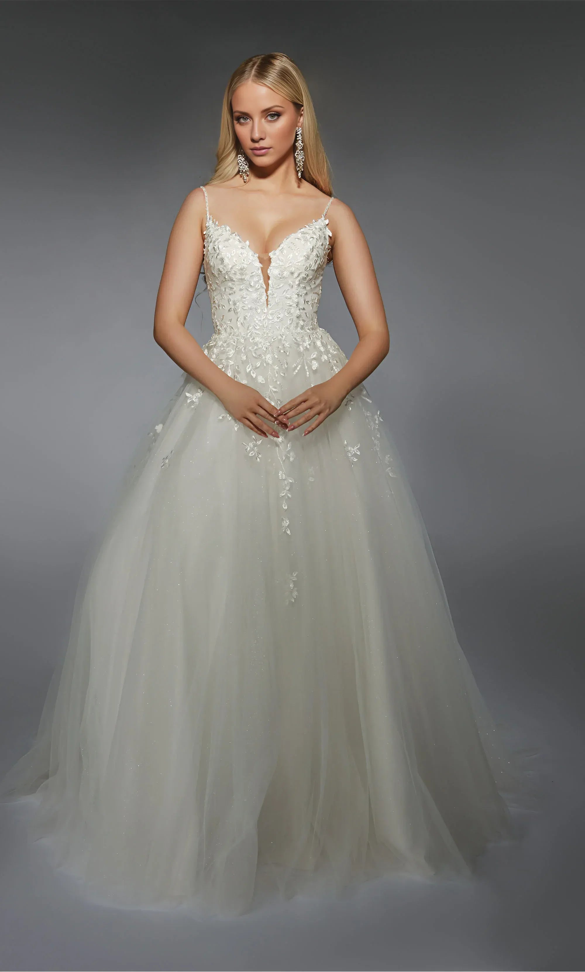 Romantic Deep‑V Spaghetti‑Strap Glitter‑Tulle Ball‑Gown Floral‑Lace Wedding Dress