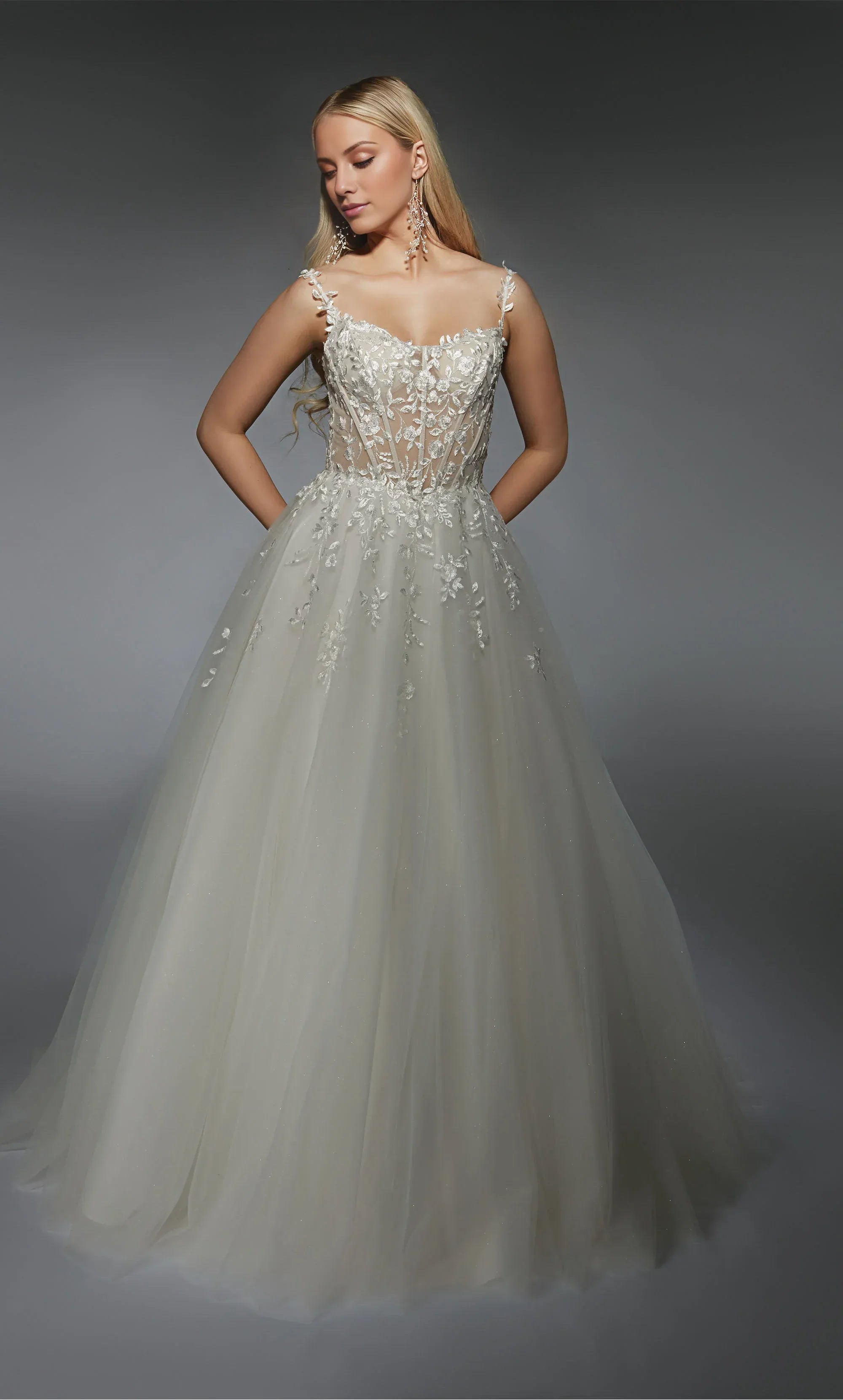 Romantic Leaf‑Lace Spaghetti‑Strap Tulle Ball‑Gown Sheer‑Corset Wedding Dress