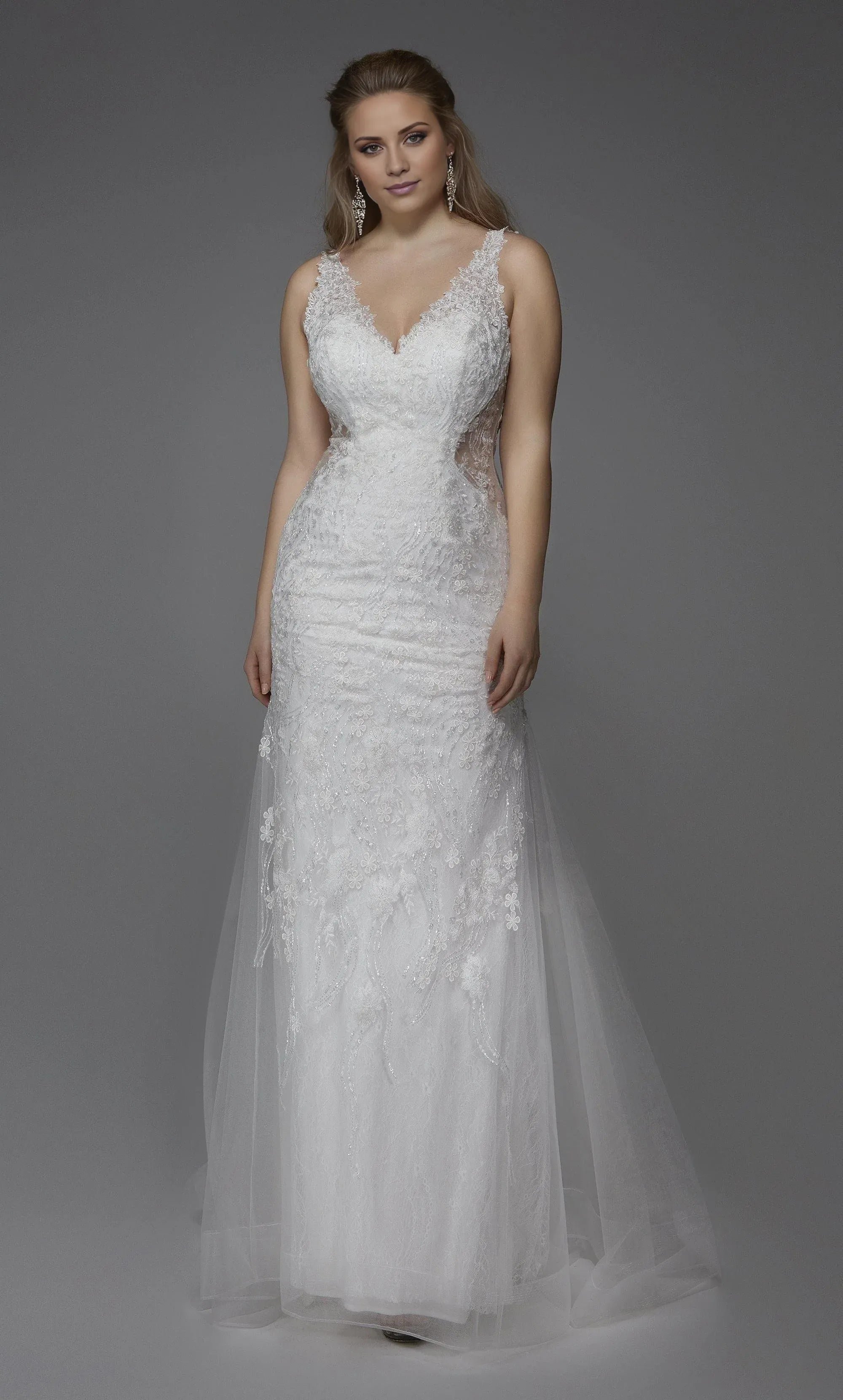 Romantic V‑Neck Lace‑Appliqué Mermaid Sheer‑Side Low‑Back Wedding Dress