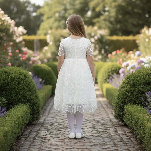Round Neck Short Lace Sleeve White Midi Empire Waist First Communion Dresses