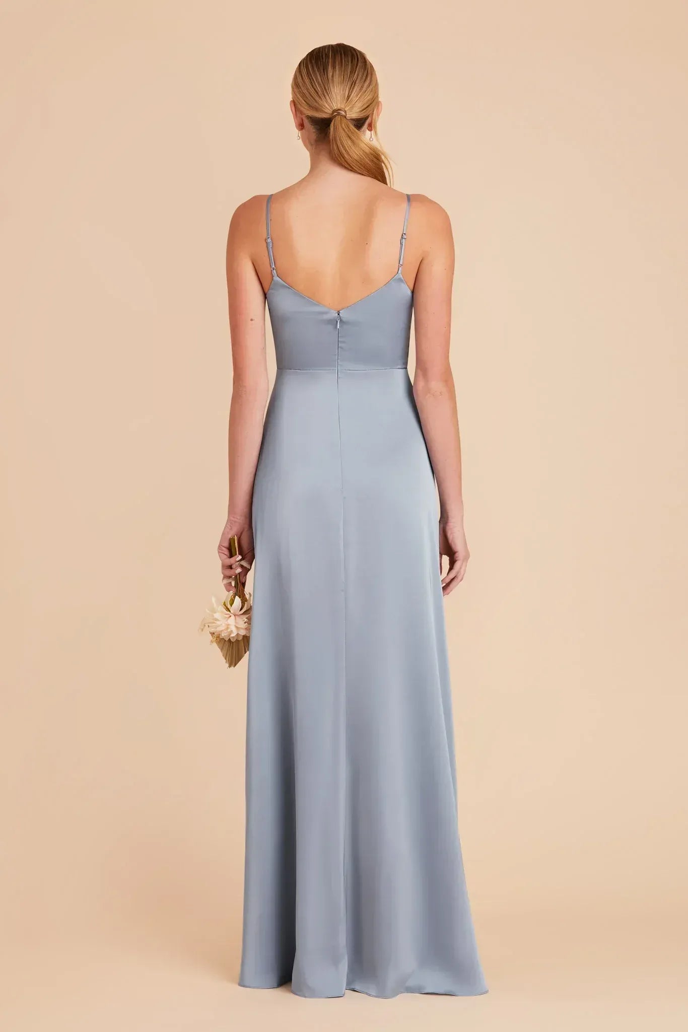 Sleek Mermaid V‑Neck Spaghetti Strap V Back Maxi Wedding Bridesmaid Dress
