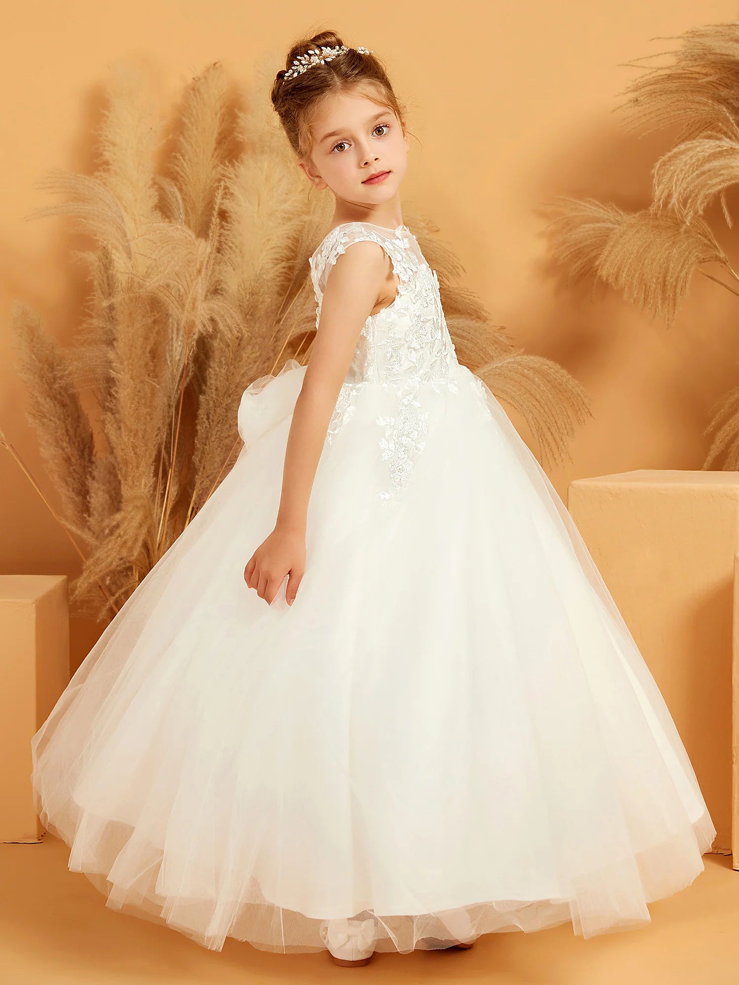 Sleeveless Illusion Neck 3D Floral Lace Tulle Ball Gown White Flower Girl Dresses
