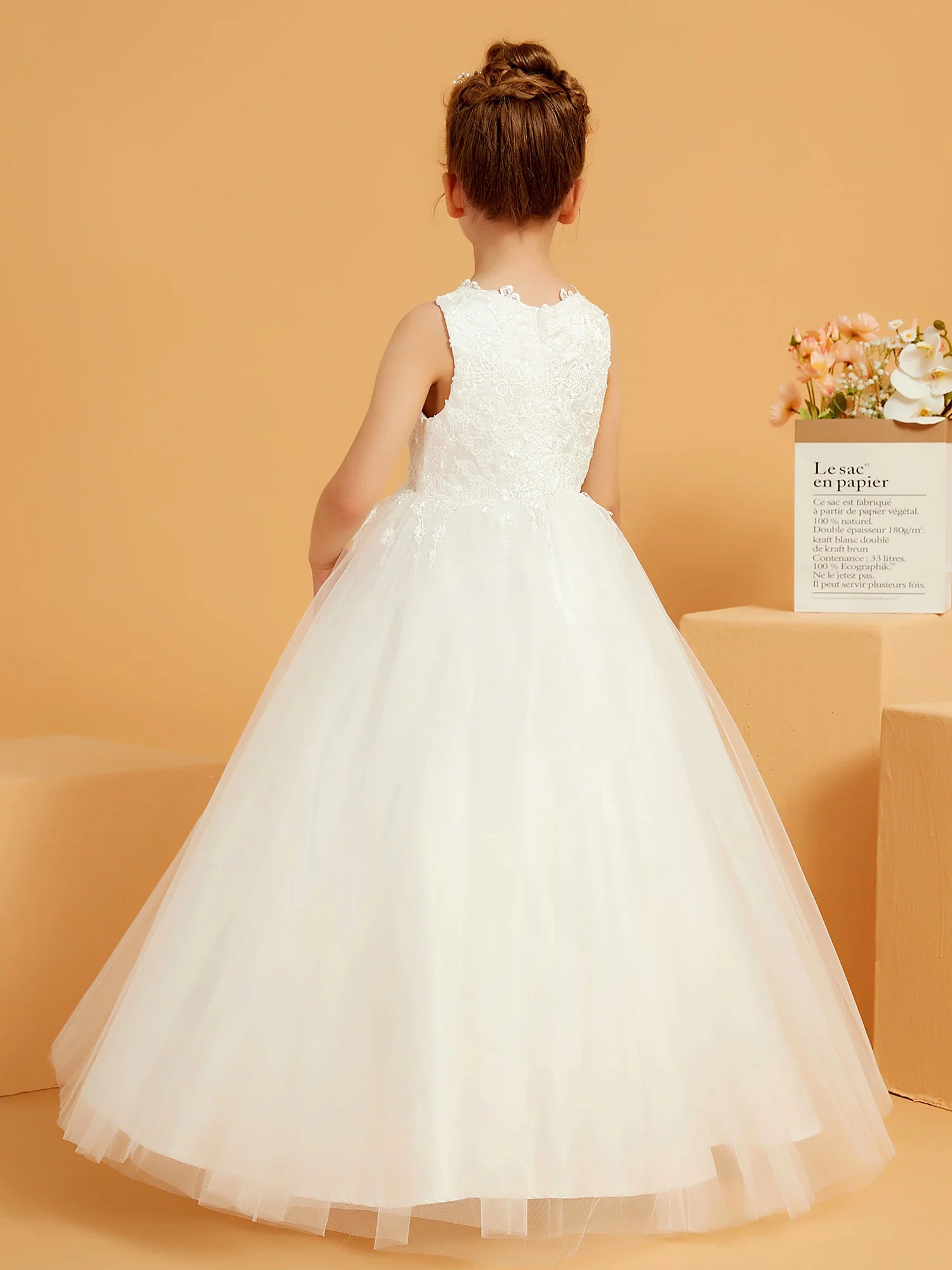 Sleeveless Illusion Neck Floral Lace White Tulle Floor Length Flower Girl Dresses