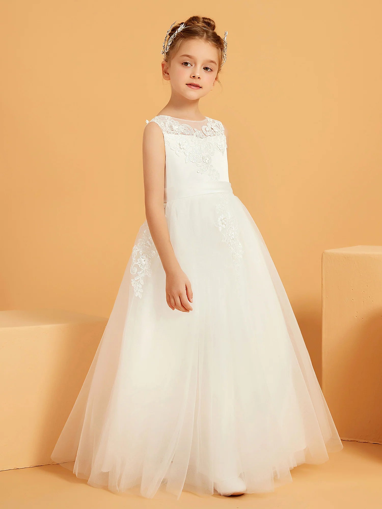 Sleeveless Illusion Round Neck V Back Floral Lace White Tulle Floor Length Flower Girl Dresses