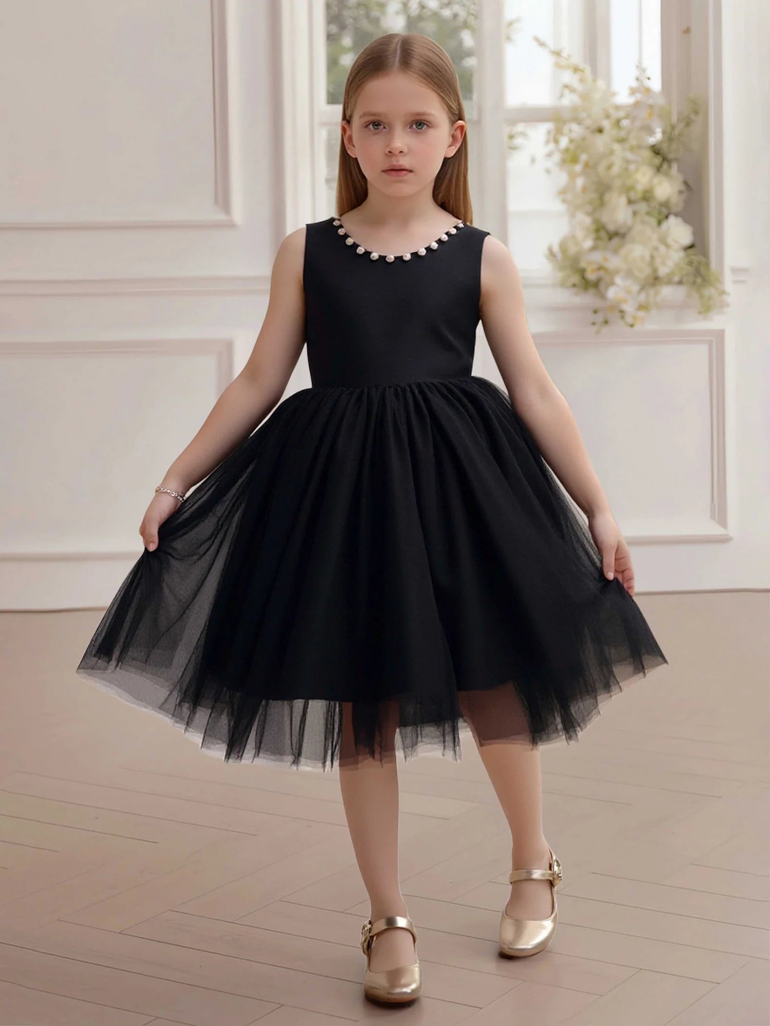 Sleeveless Pearl Neck V Back Pearl Center Big Satin Bow Black Tulle Short Flower Girl Dresses