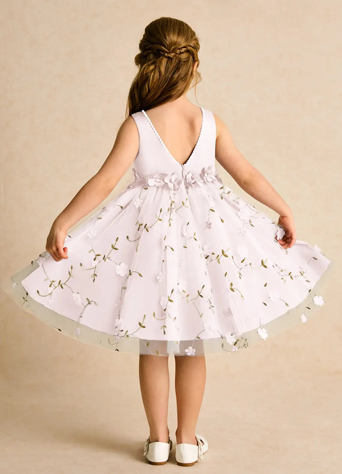 Sleeveless Pearl Trim Round Neck V Back Floral Embroidered Light Lavender Tulle Knee-Length Flower Girl Dresses