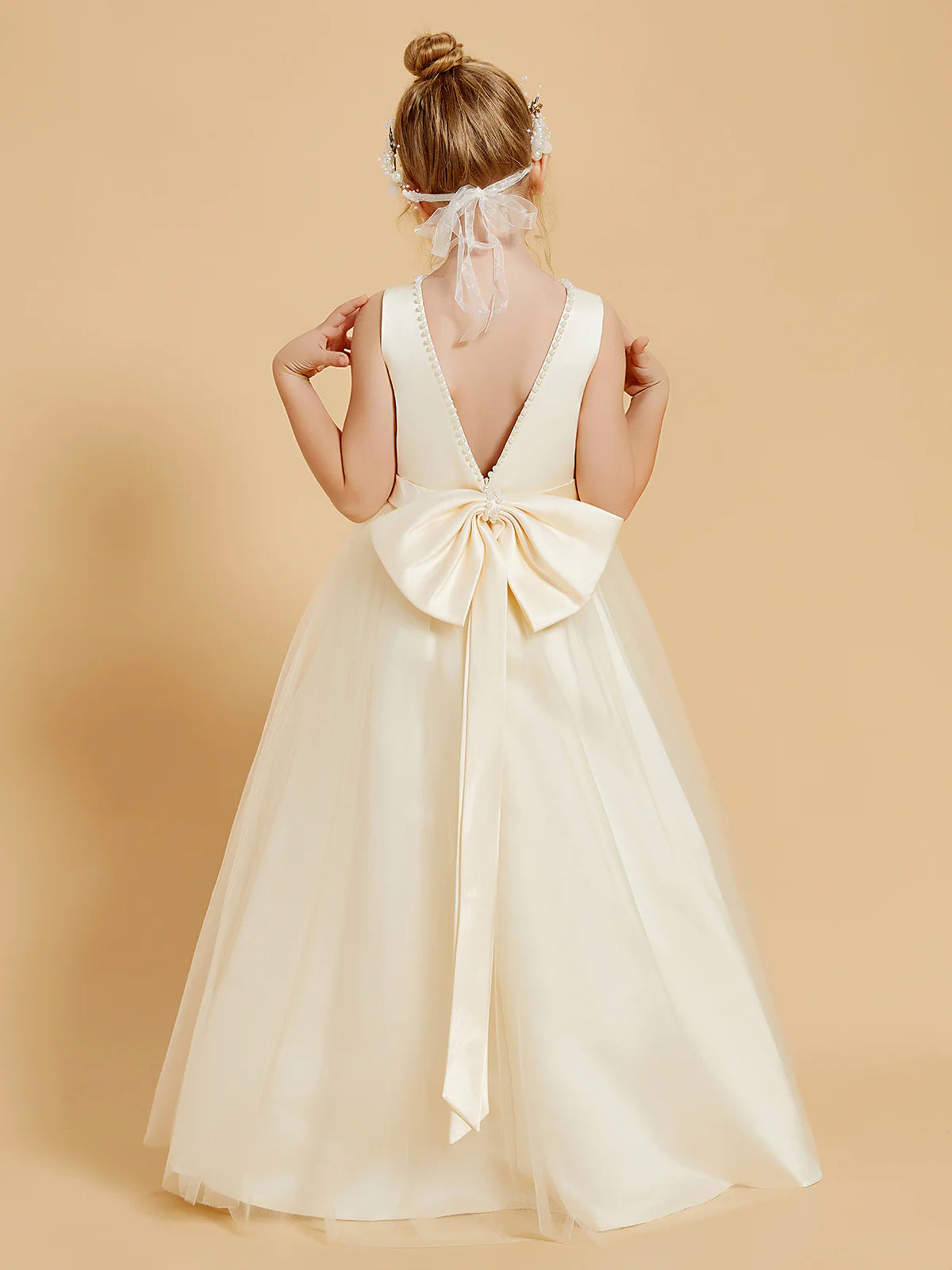 Sleeveless Pearl Trim V Back Big Bow Champagne Tulle Floor Length Flower Girl Dresses