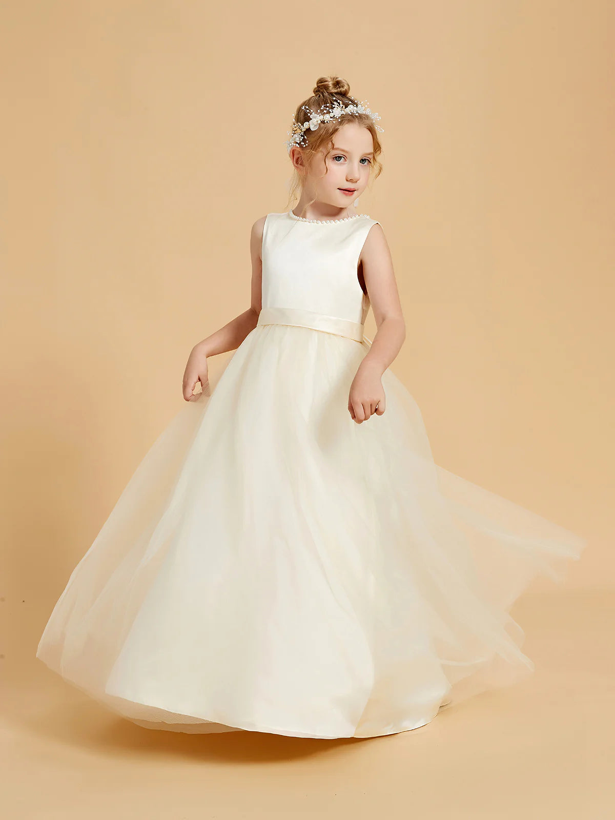 Sleeveless Pearl Trim V Back Big Bow Champagne Tulle Floor Length Flower Girl Dresses
