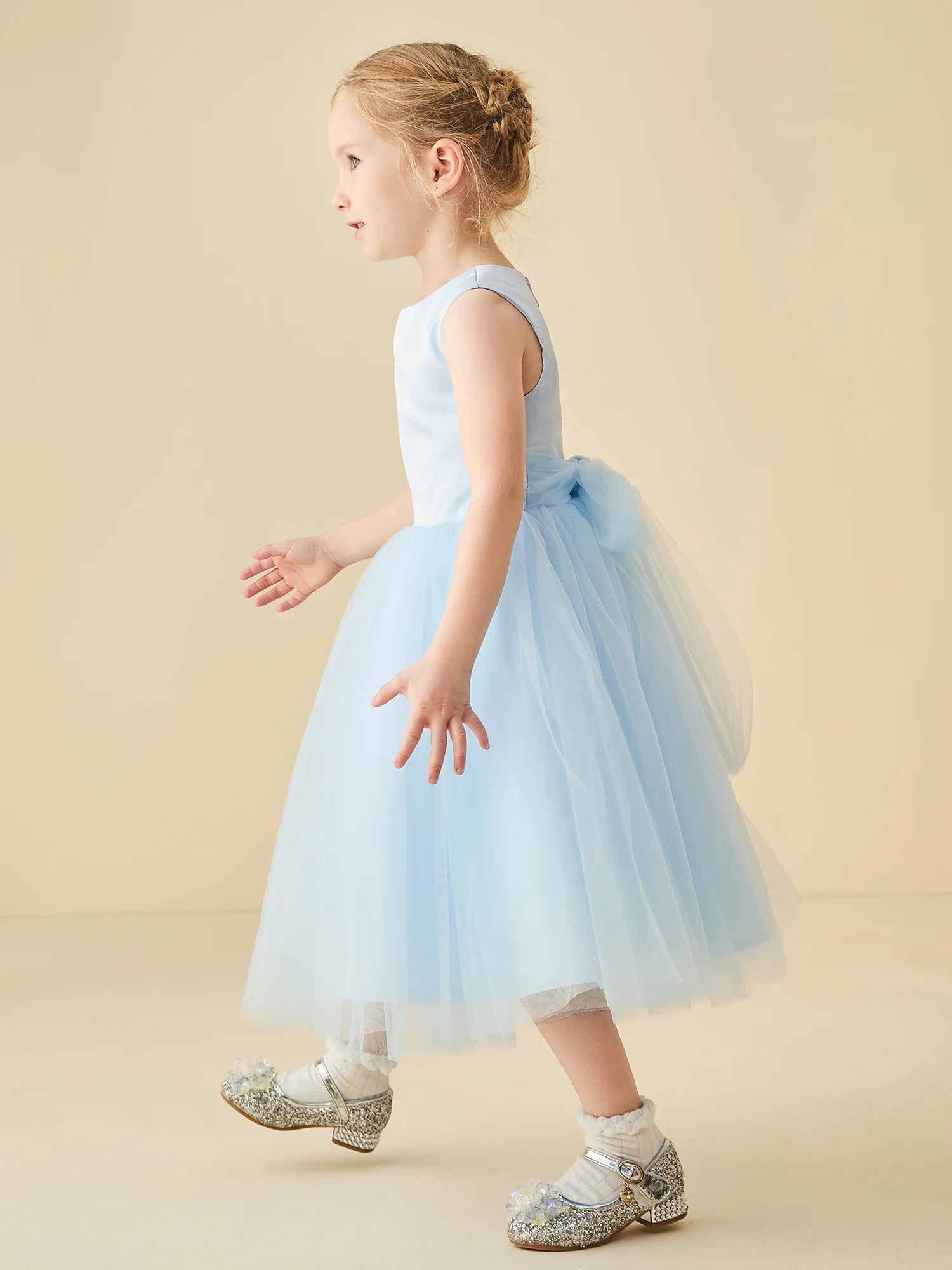 Sleeveless Round Heart Cutout Back Big Satin Bow Light Blue Tulle Midi Swing Flower Girl Dresses