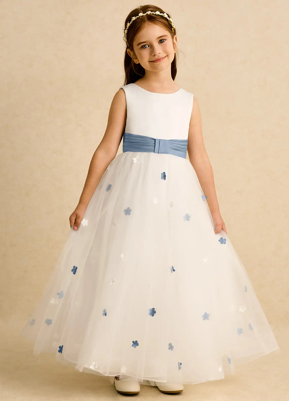 Sleeveless Round Neck Blue Sash Floral Appliqué White Tulle Full-Length Flower Girl Dresses