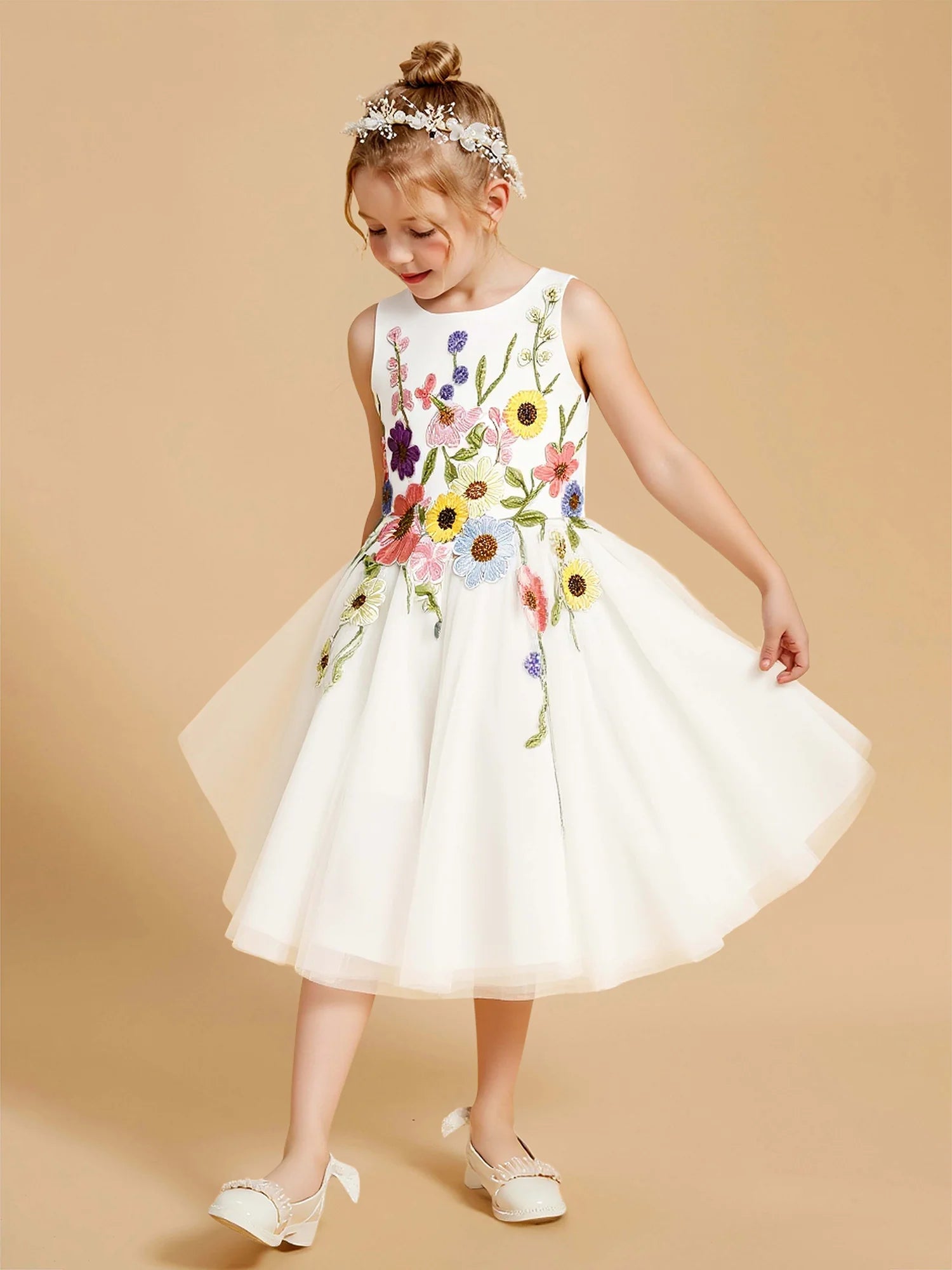 Sleeveless Round Neck Colorful Wildflower Embroidery White Tulle Knee Length Flower Girl Dresses