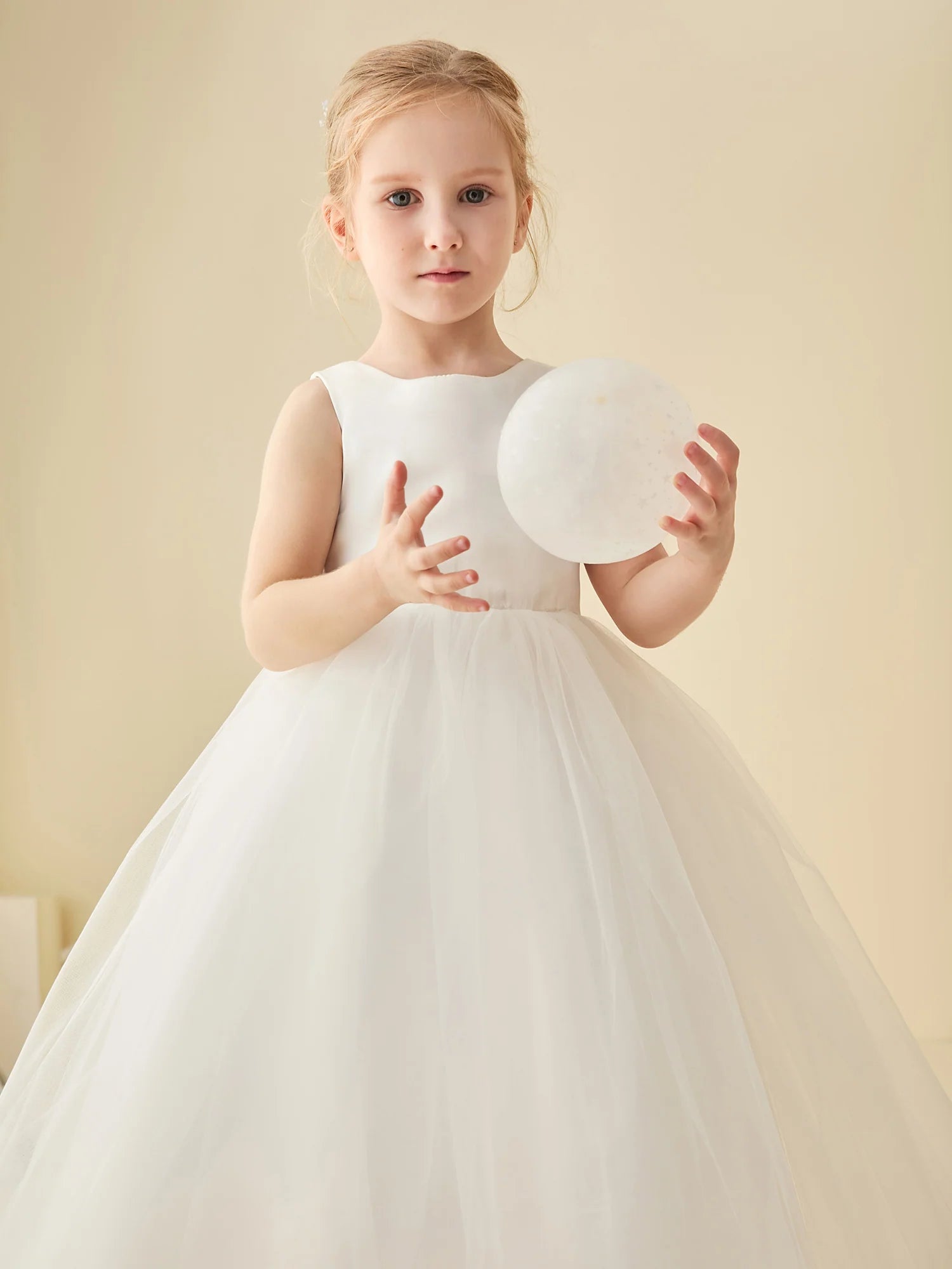 Sleeveless Round Neck Lace Up Back White Satin Tulle Floor Length Flower Girl Dresses