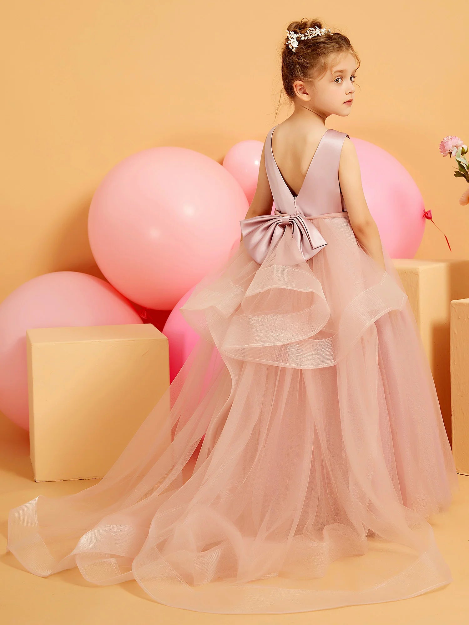 Sleeveless Round Neck Rhinestone Waist V Back Ruffle Train Dusty Pink Tulle Flower Girl Dresses