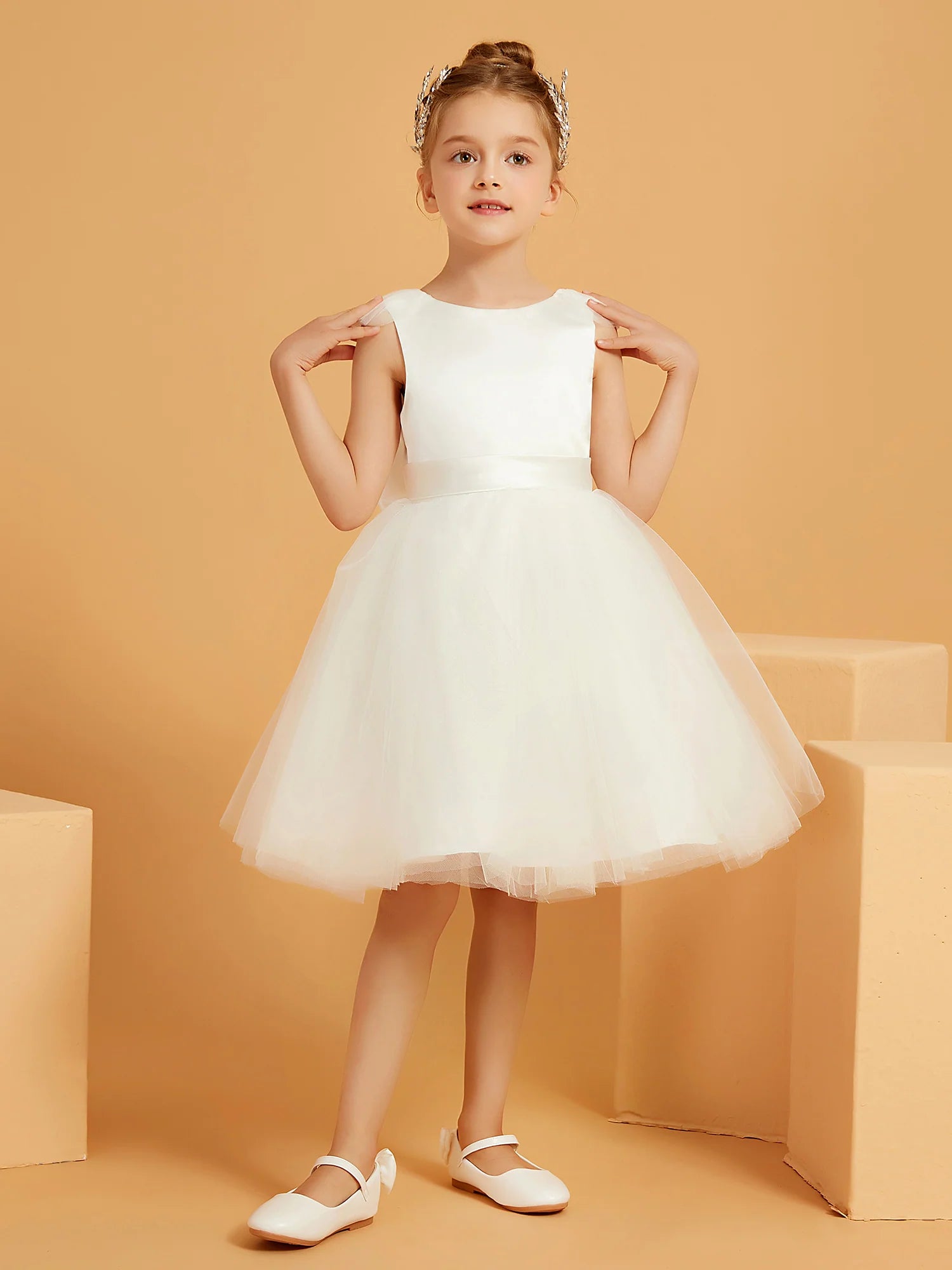 Sleeveless Round Neck Ruffle Cap Back Big Bow White Satin Tulle Knee Length Flower Girl Dresses