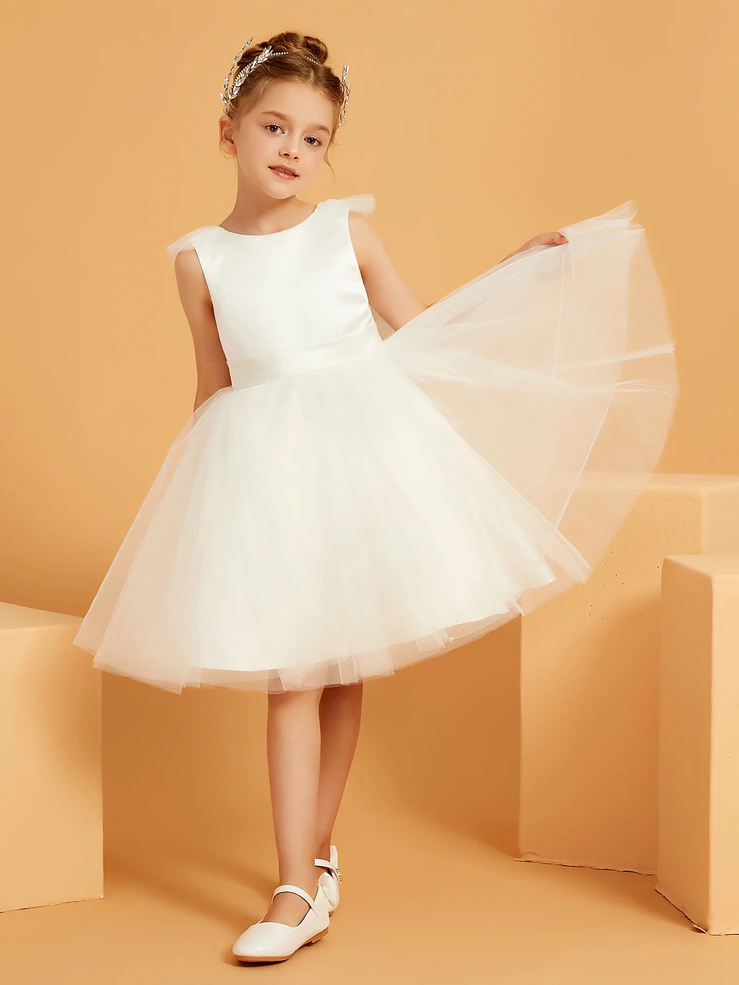 Sleeveless Round Neck Ruffle Cap Back Big Bow White Satin Tulle Knee Length Flower Girl Dresses