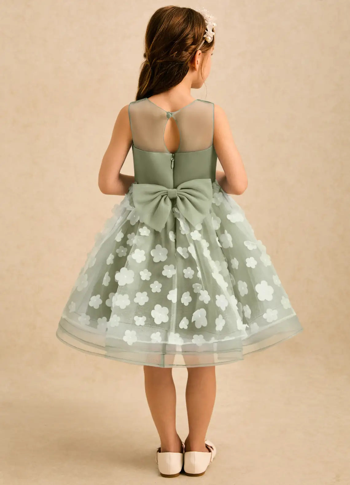Sleeveless Round Neck Sage Green Tulle Knee-Length Flower Girl Dresses with 3D Floral Skirt and Back Bow