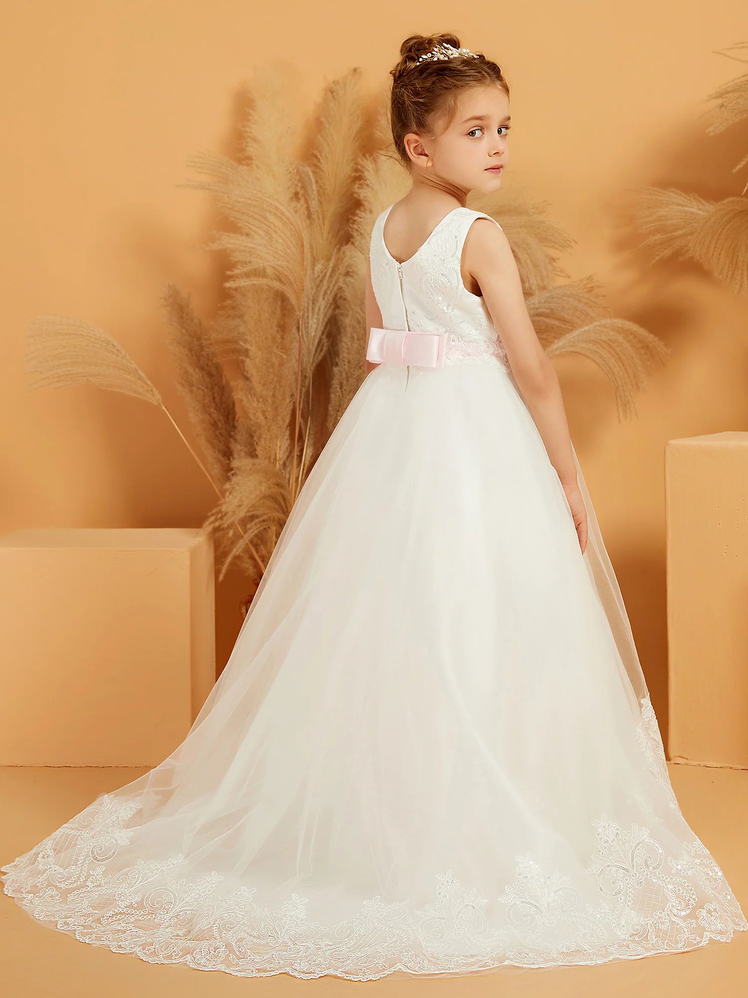 Sleeveless Round Neck Sequin Lace Pink Bow White Tulle Floor Length Flower Girl Dresses