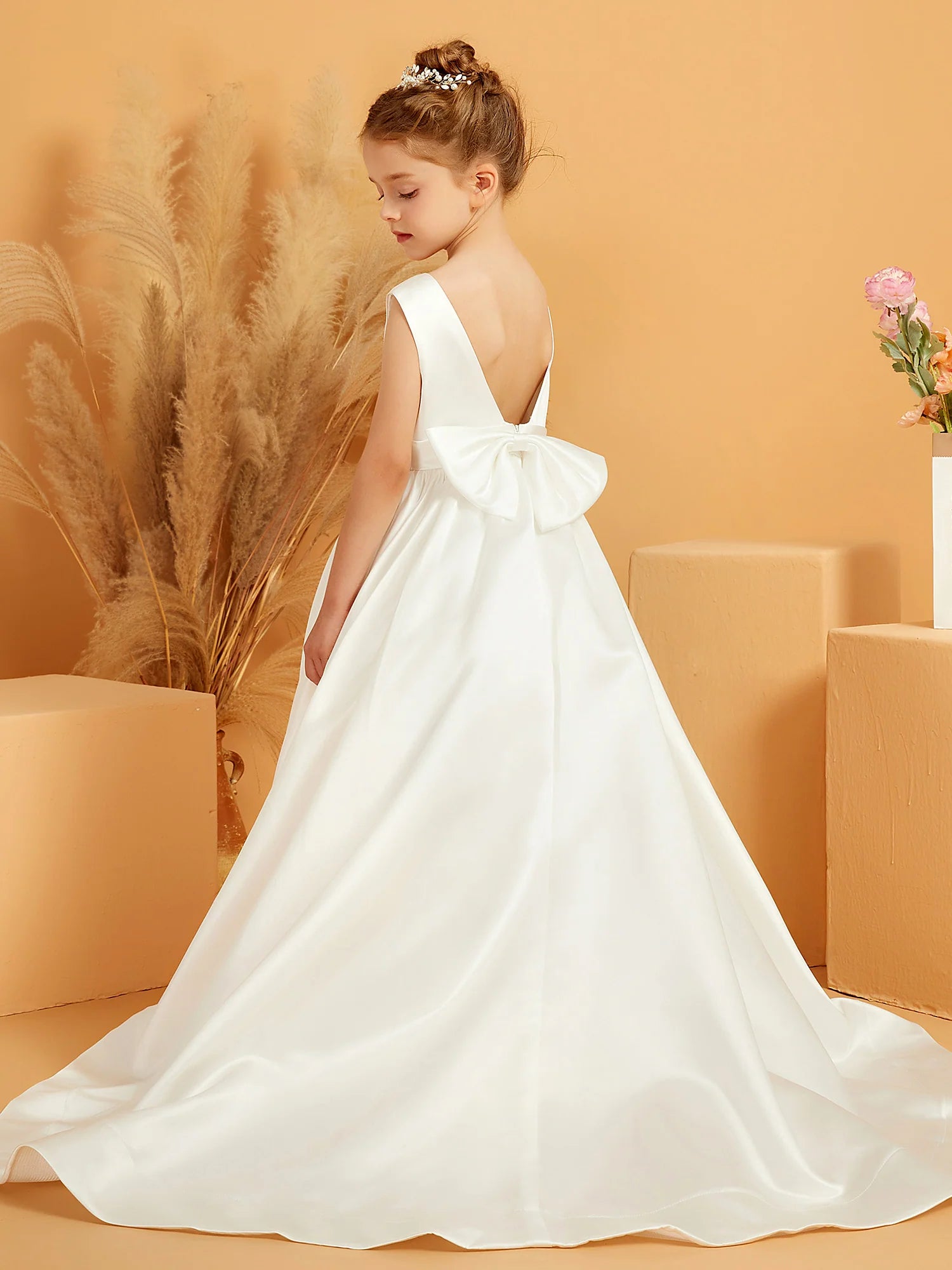 Sleeveless Round Neck V Back Big Bow White Satin Train Floor Length Flower Girl Dresses