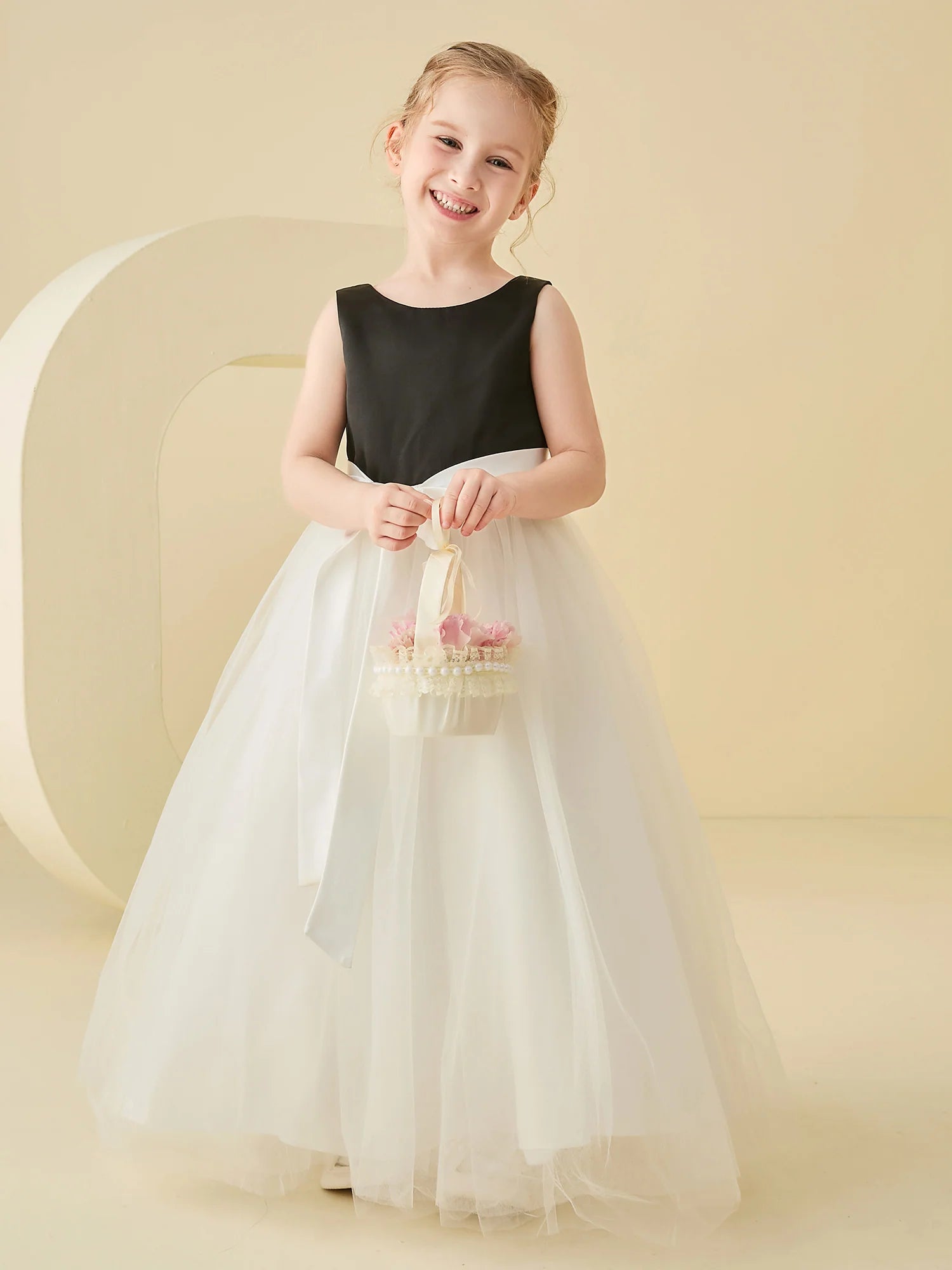Sleeveless Round V Back Black White Satin Waist Big Bow White Tulle Floor Length Flower Girl Dresses
