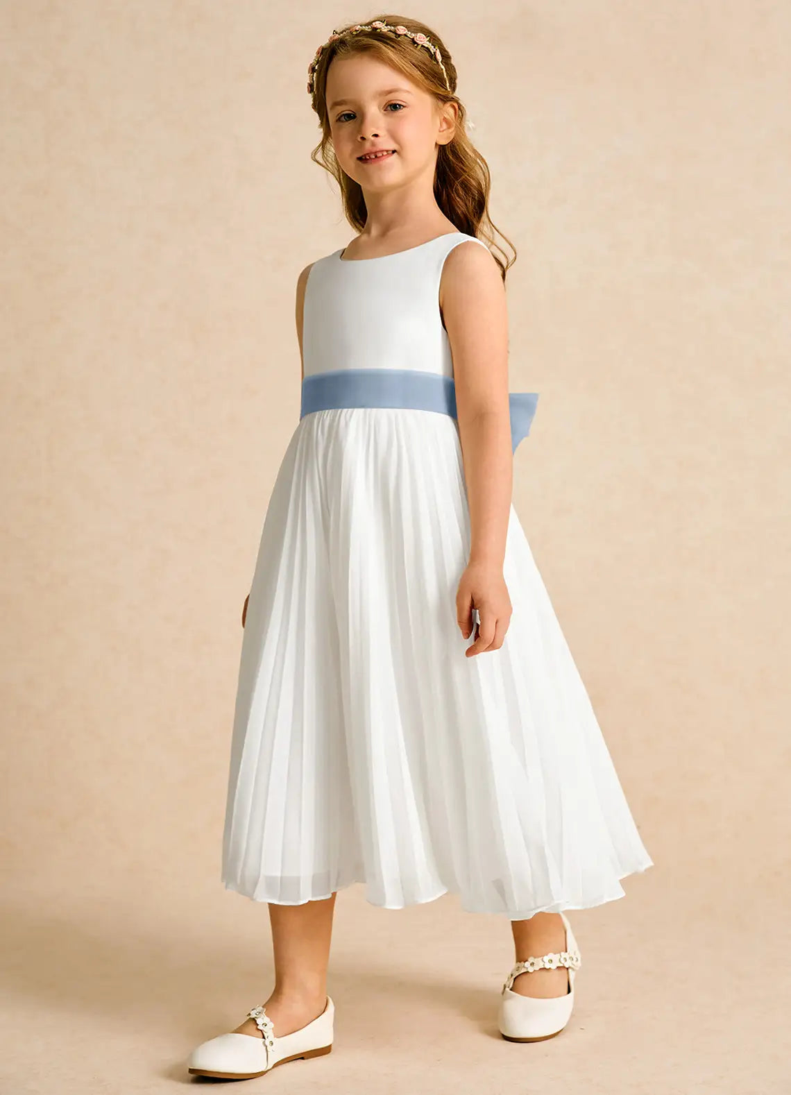 Sleeveless Round V-Back Blue Sash Big Bow Pleated Tulle Midi White Flower Girl Dresses