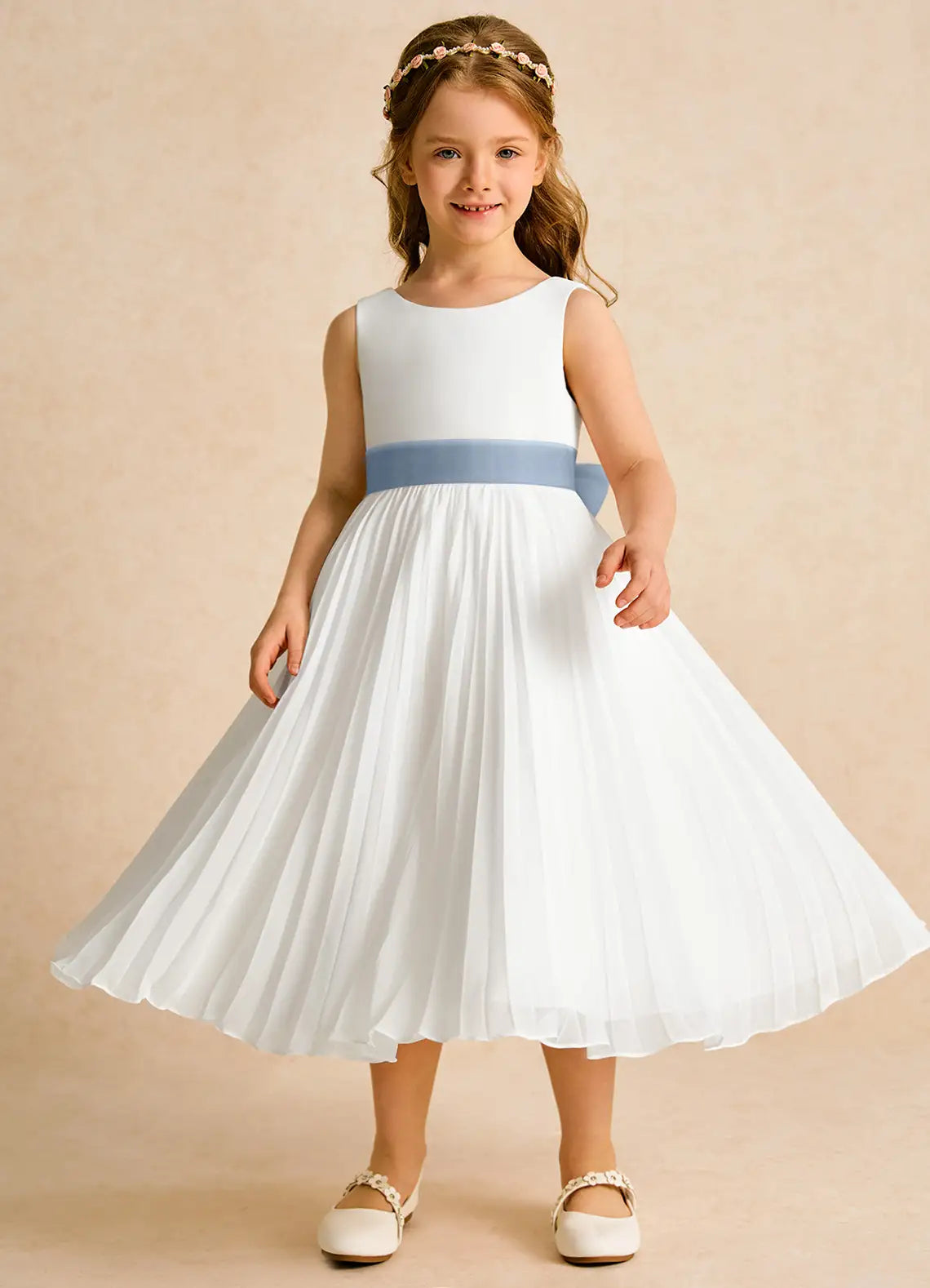 Sleeveless Round V-Back Blue Sash Big Bow Pleated Tulle Midi White Flower Girl Dresses