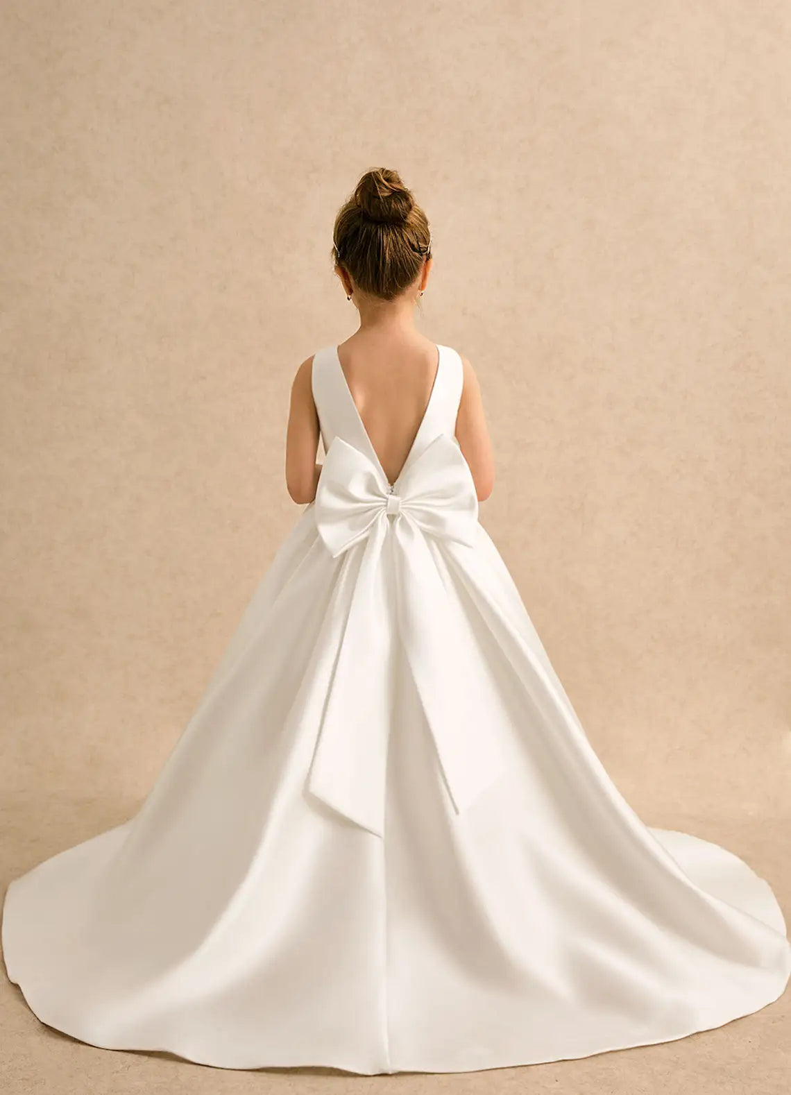 Sleeveless Round V Back Pearl Waist Giant Bow White Satin Train Long Flower Girl Dresses