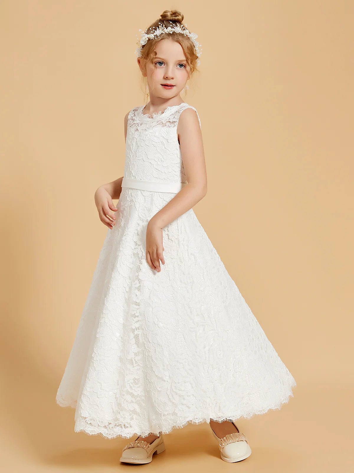Sleeveless Scalloped Lace Round Waist Satin Belt White Lace Floor Length Flower Girl Dresses