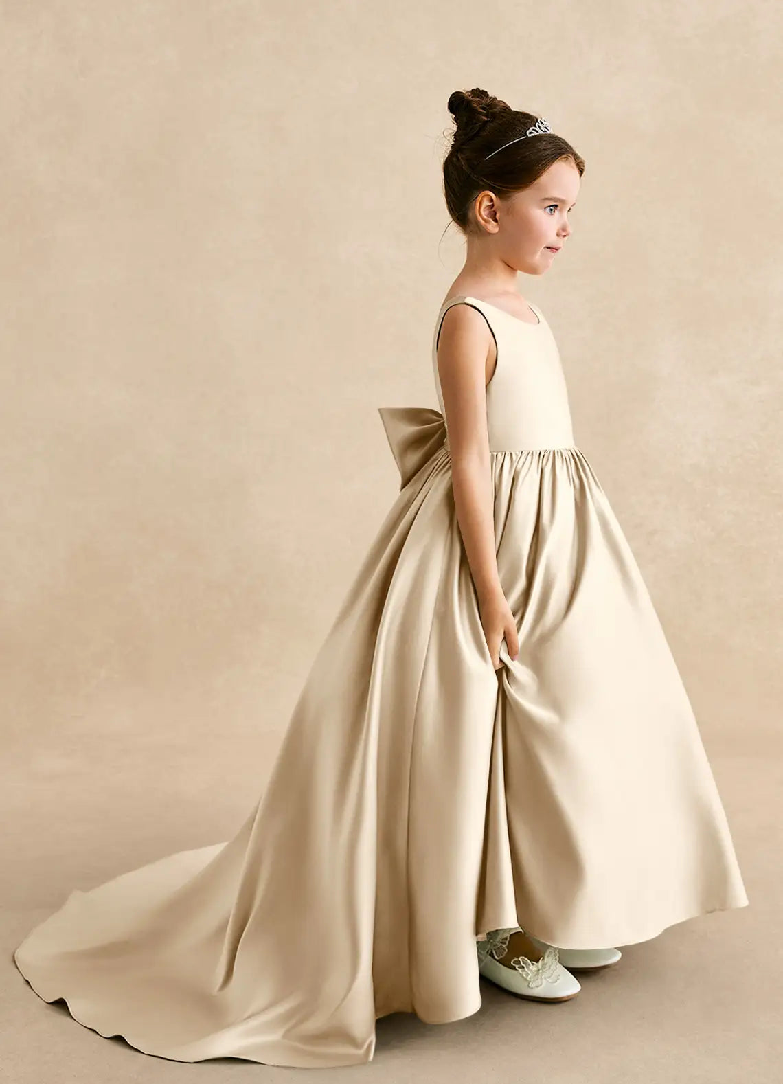 Sleeveless Scoop V-Back Giant Bow Champagne Satin Train Full Length Flower Girl Dresses
