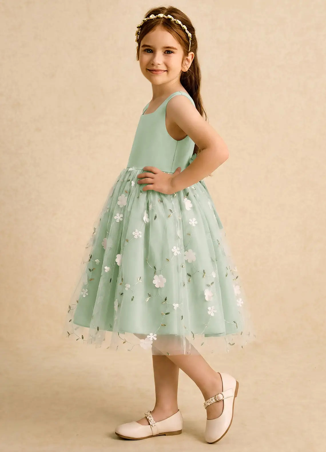 Sleeveless Square Neck Low Back Big Bow 3D Floral Sage Green Tulle Knee-Length Flower Girl Dresses