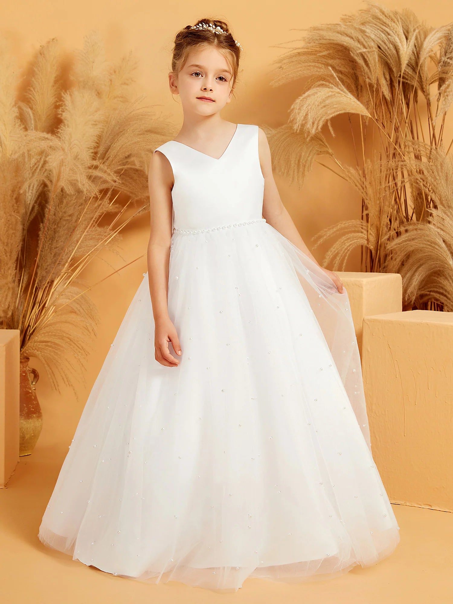 Sleeveless V Neck Back Big Bow Pearl Waist White Tulle Floor Length Flower Girl Dresses