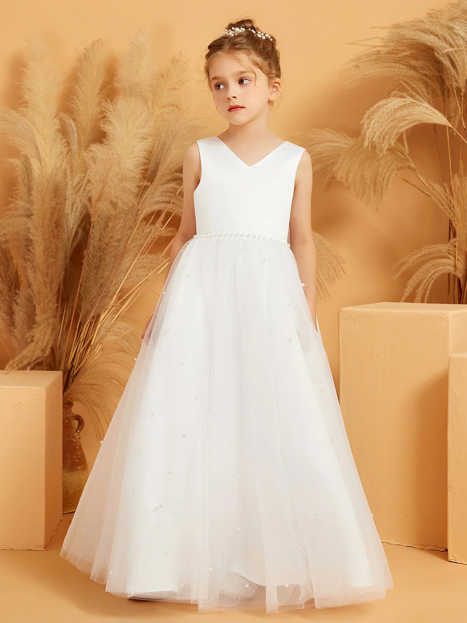 Sleeveless V Neck Back Big Bow Pearl Waist White Tulle Floor Length Flower Girl Dresses