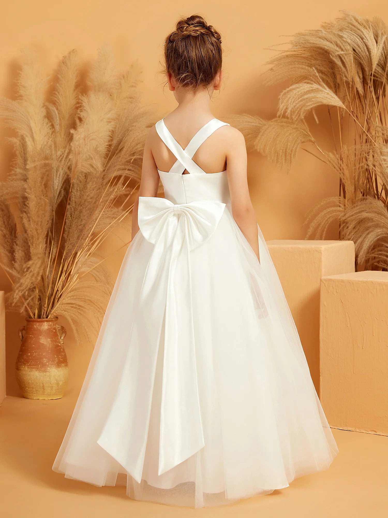 Sleeveless V Neck Crisscross Back Big Satin Bow White Tulle Floor Length Flower Girl Dresses