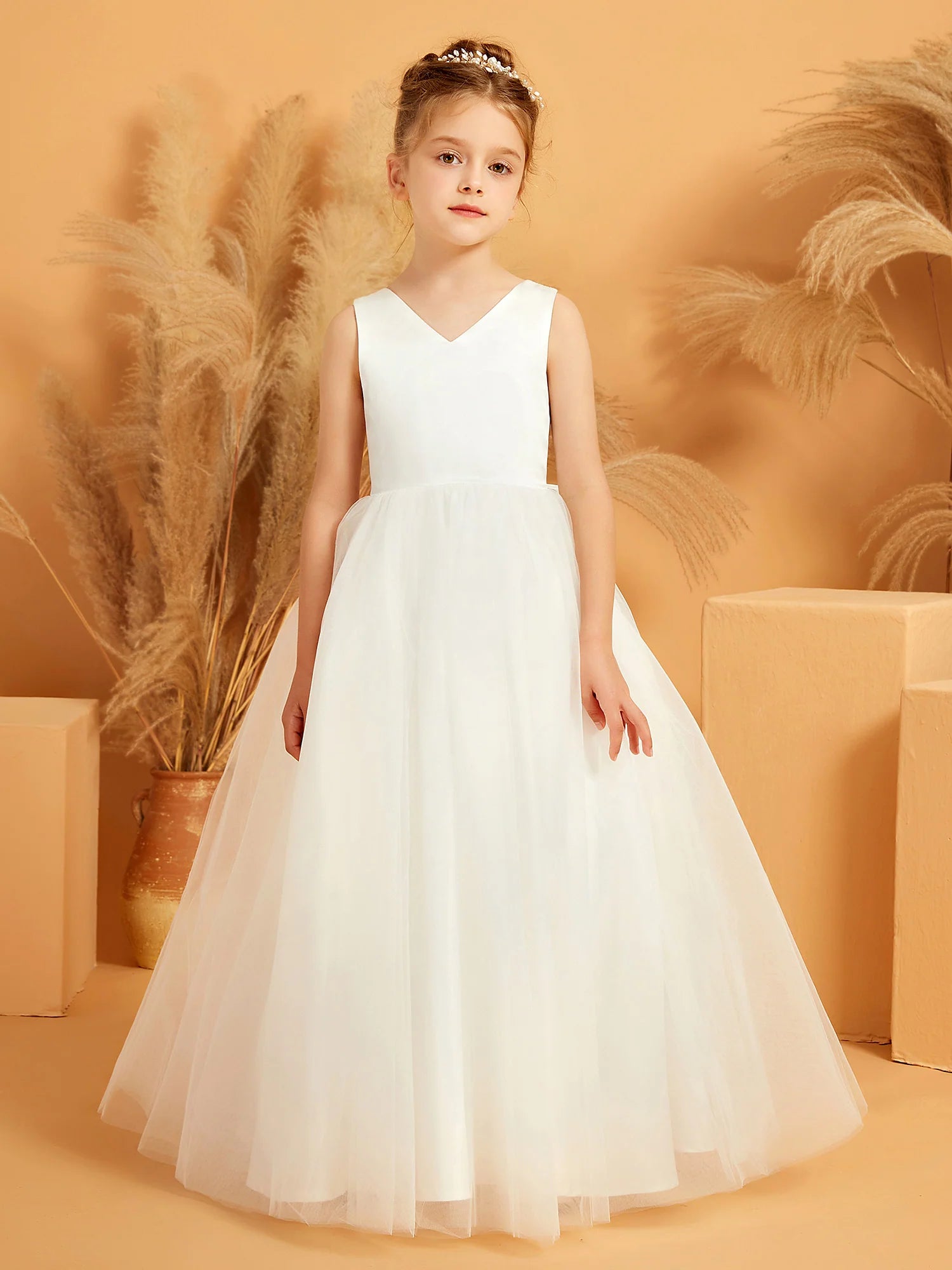 Sleeveless V Neck Crisscross Back Big Satin Bow White Tulle Floor Length Flower Girl Dresses