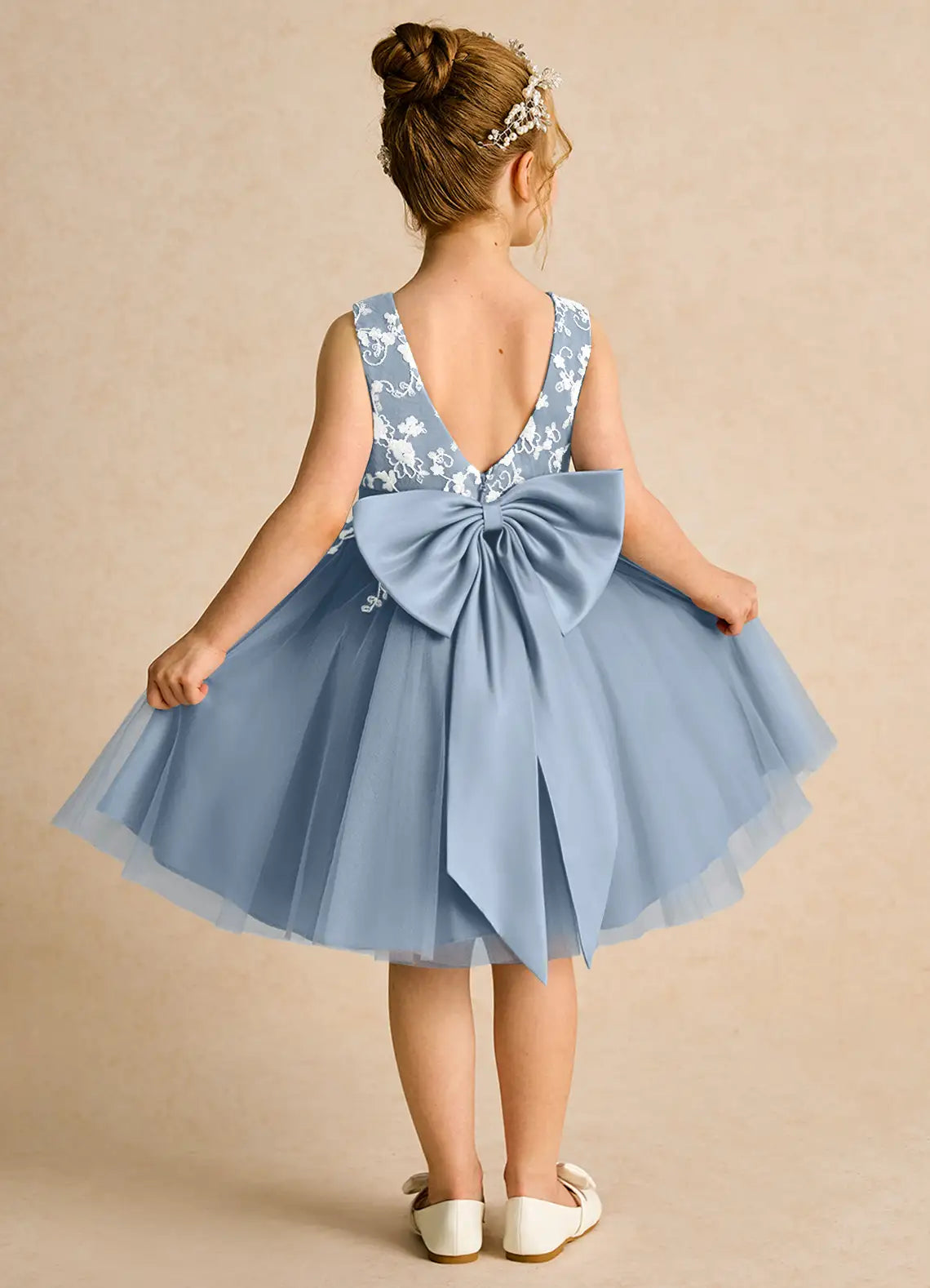 Sleeveless V-Neck V-Back Big Self-Tie Bow White Floral Lace Dusty Blue Tulle Knee-Length Flower Girl Dresses