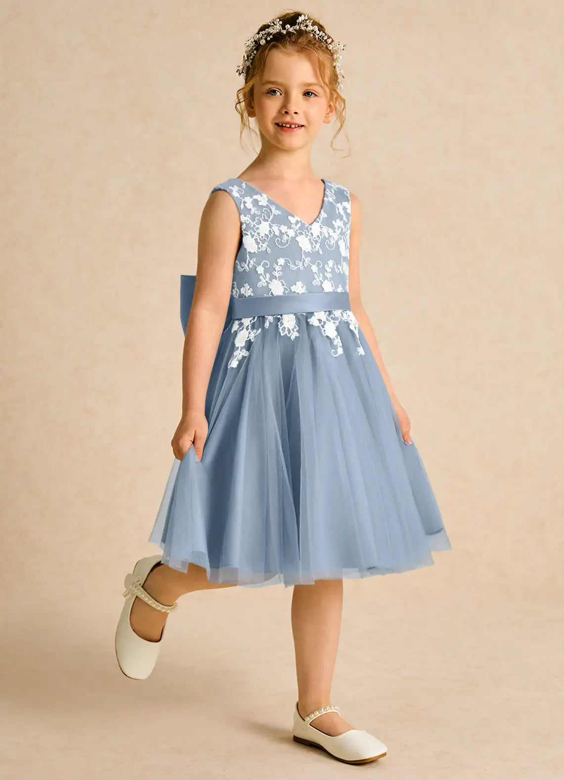 Sleeveless V-Neck V-Back Big Self-Tie Bow White Floral Lace Dusty Blue Tulle Knee-Length Flower Girl Dresses