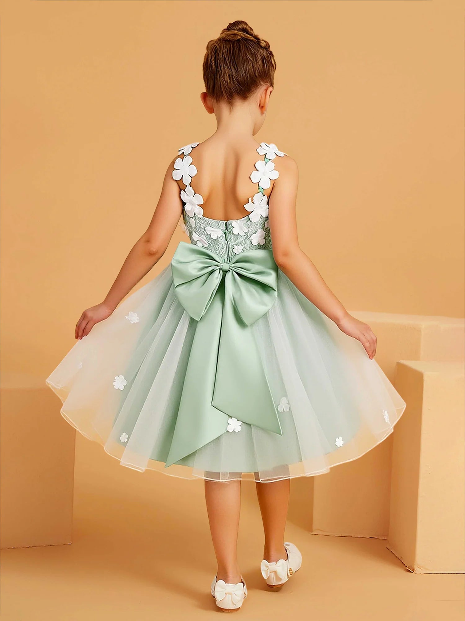 Spaghetti Strap 3D Floral Lace Open Back Big Satin Bow Mint Green Tulle Knee Length Flower Girl Dresses