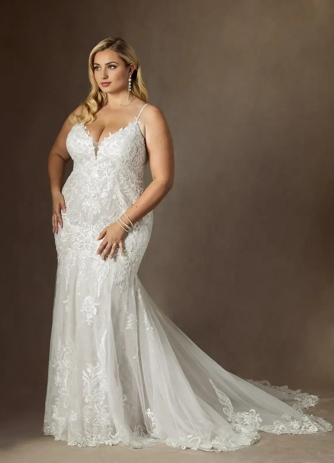 Spaghetti Strap Deep V Back Floral Lace Plus Size Mermaid Wedding Dress With Scalloped Train
