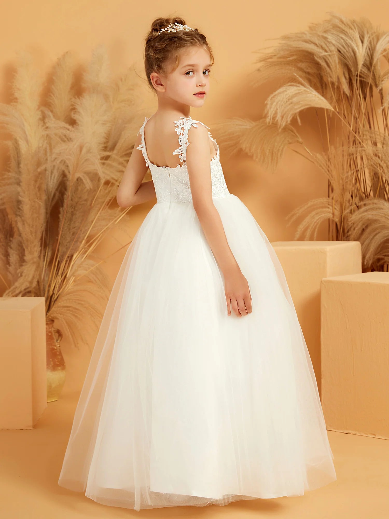Spaghetti Strap V Neck Cap Sleeve Floral Lace White Tulle Floor Length Flower Girl Dresses