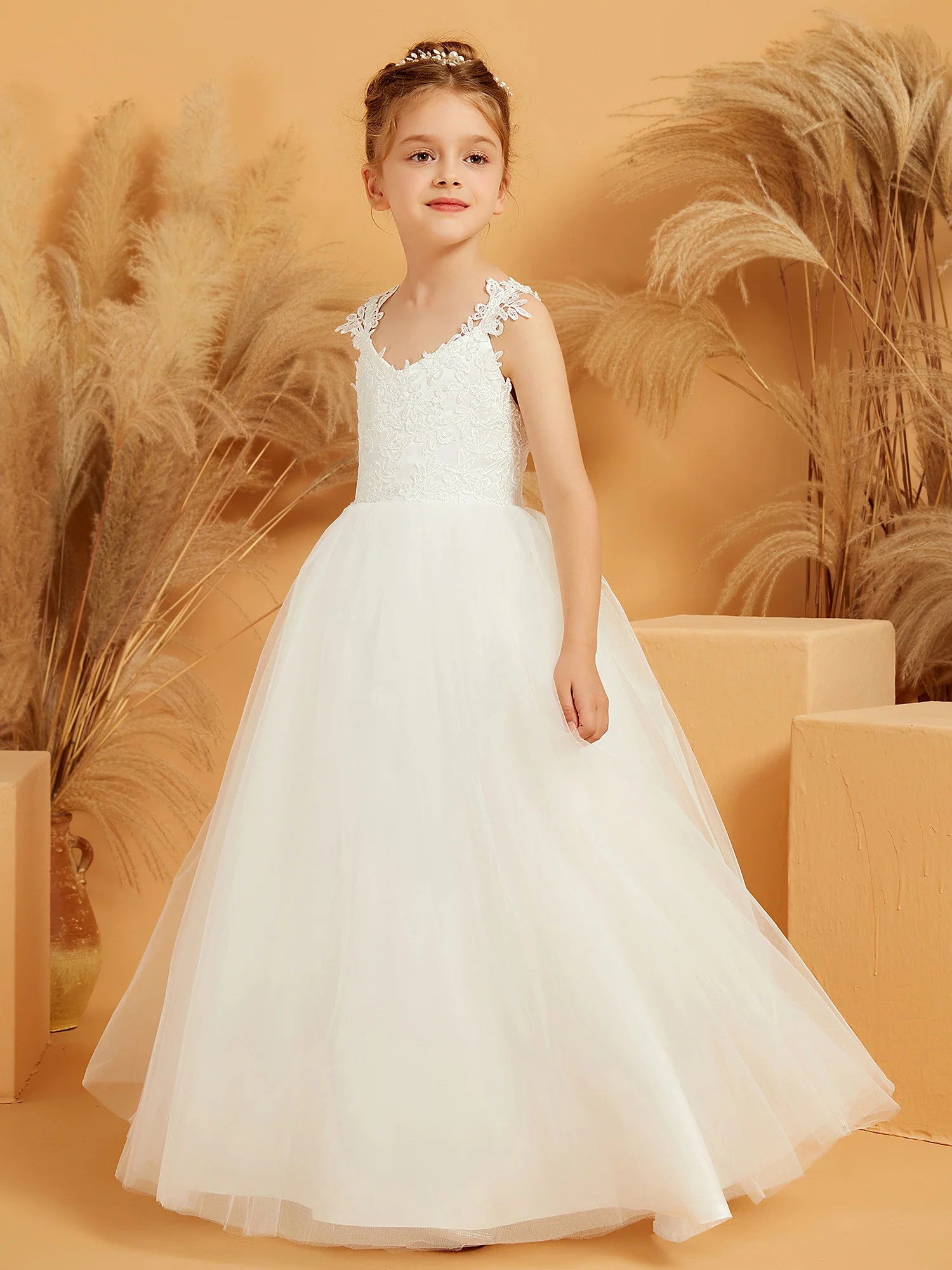 Spaghetti Strap V Neck Cap Sleeve Floral Lace White Tulle Floor Length Flower Girl Dresses