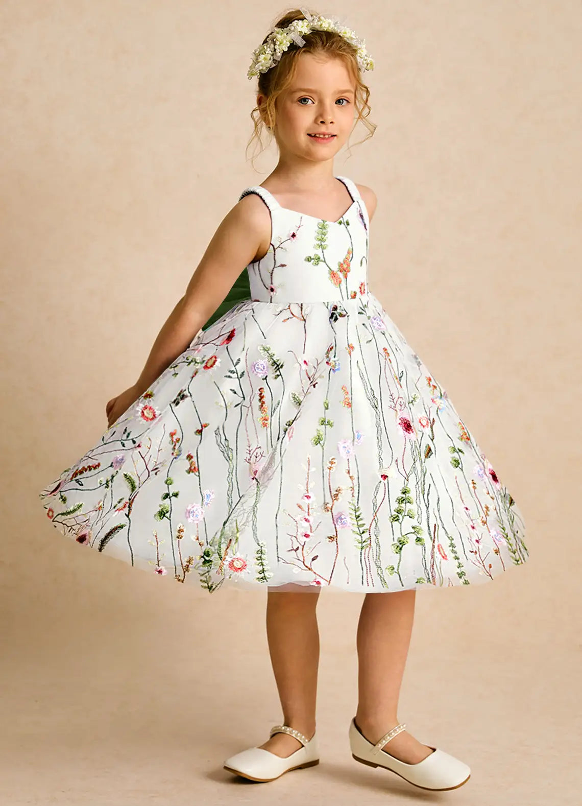 Spaghetti Strap V Neck Wildflower Embroidered White Tulle Knee-Length Flower Girl Dresses