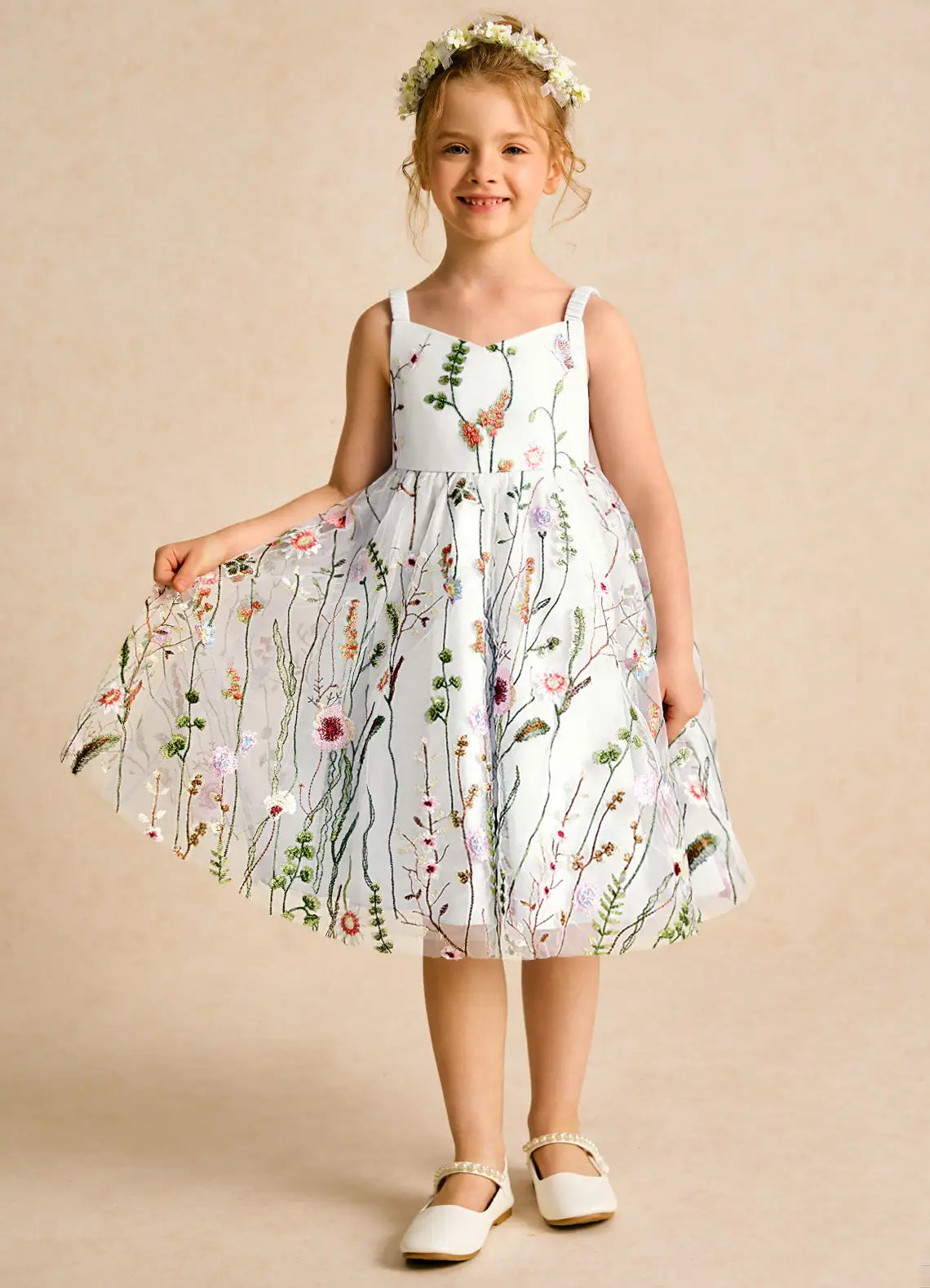 Spaghetti Strap V Neck Wildflower Embroidered White Tulle Knee-Length Flower Girl Dresses