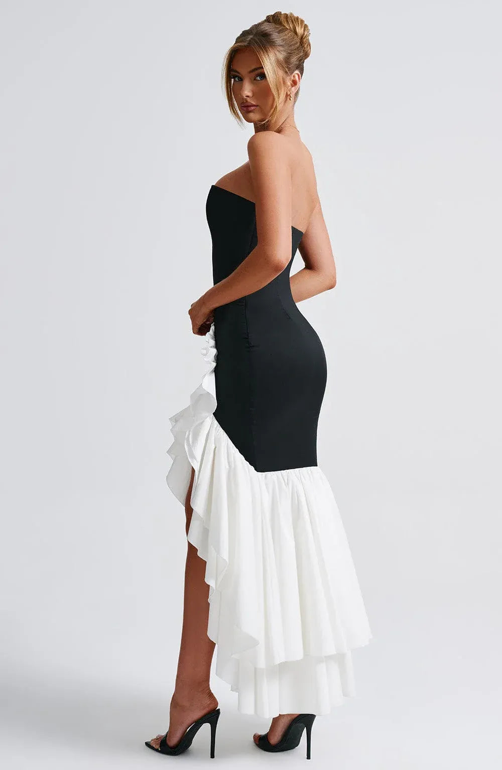 Strapless Tube Neck Two Tone Ruffle High Slit Mermaid Black White Maxi Wedding Guest Dresses