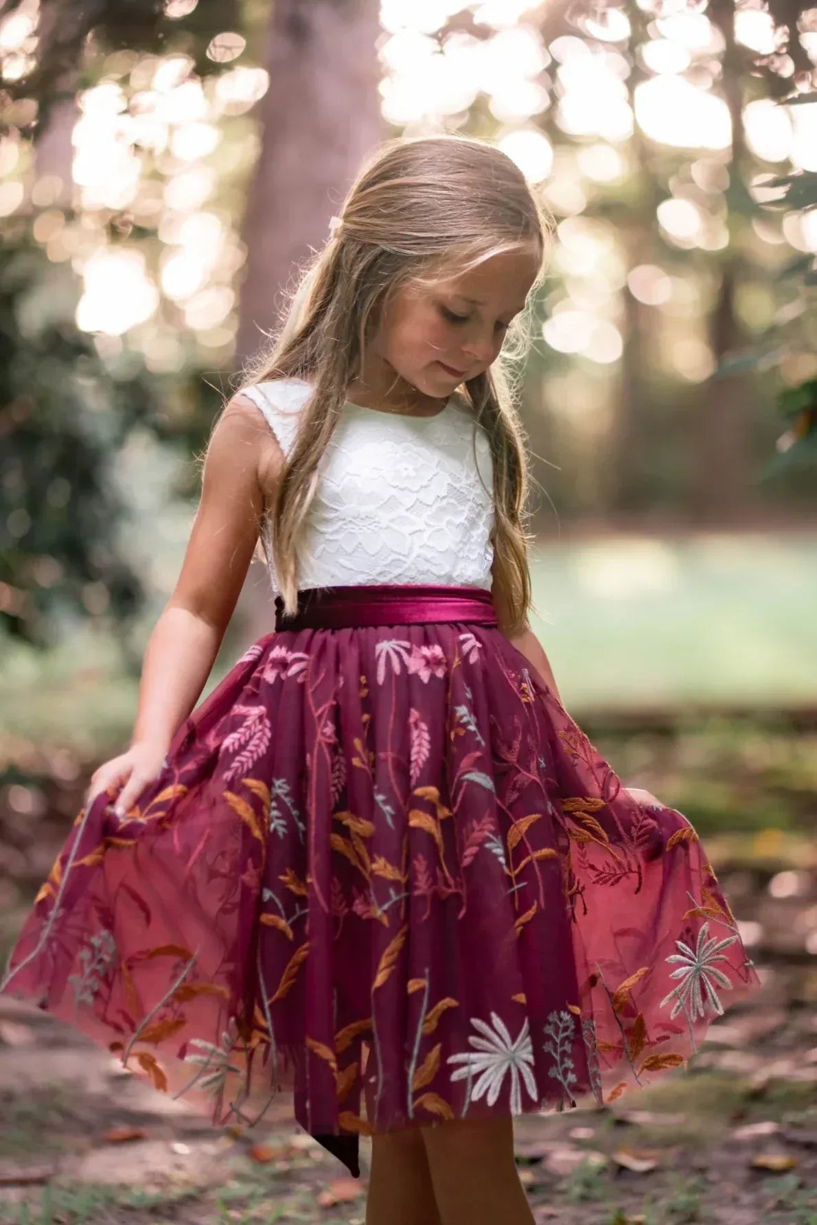 Vibrant A-Line Scoop Neck Sleeveless V-Back Knee-Length Outdoor Flower Girl Dress