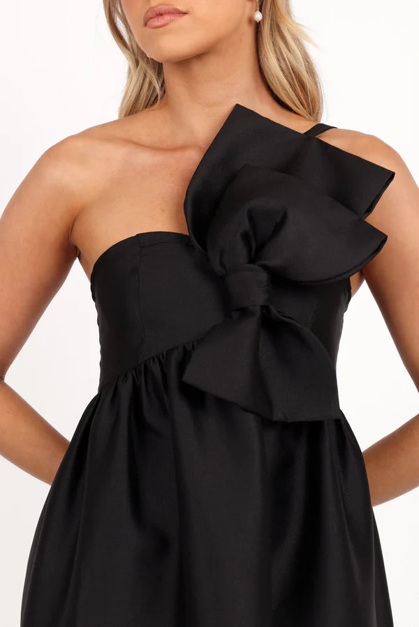Voluminous A-Line Strapless Single Strap Bow Detail Floor-Length Wedding Guest Dress