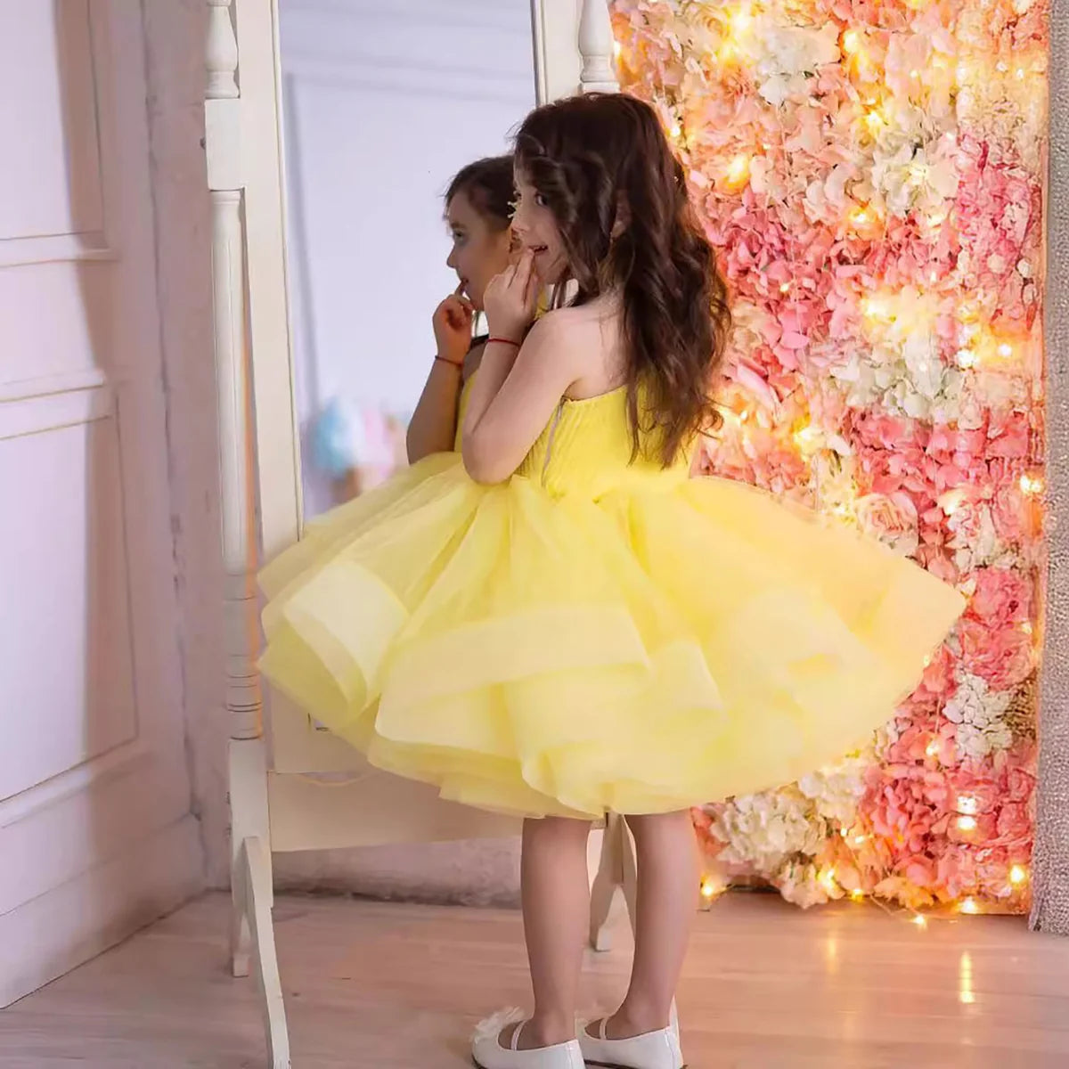 Chic One-Shoulder Tulle Flower Girl Dress dresses