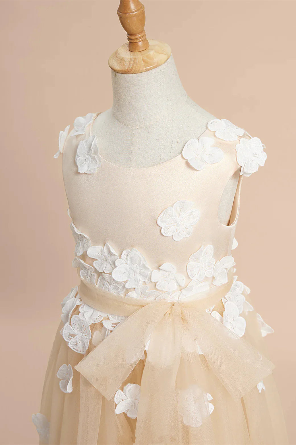 Wedding Flower Girl Dress A-Line Round Neck Sleeveless Champagne 3D Flower Tea Length Tulle Fantastic Girl Communion Formal Dress Princess Dress