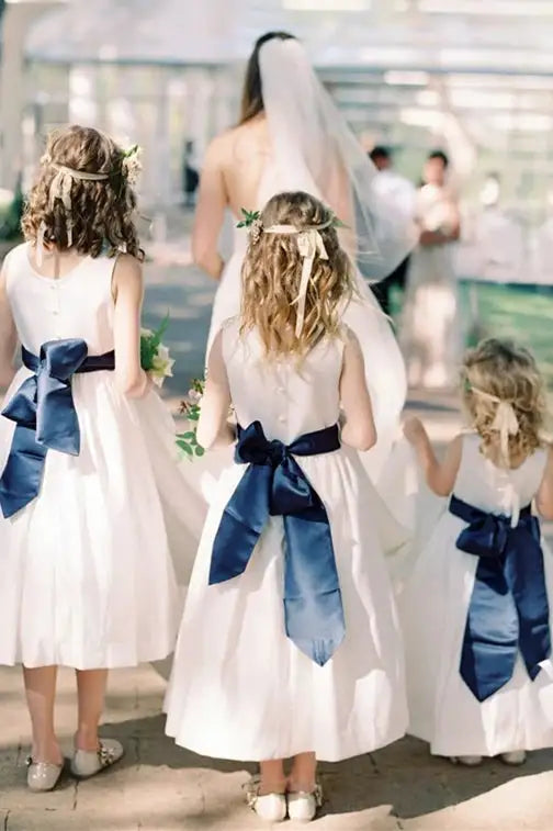 Wedding Flower Girl Dress A-line Round Neck Sleeveless with Navy Blue Ribbon Bow Girl Communion Formal Dress Princess Dress