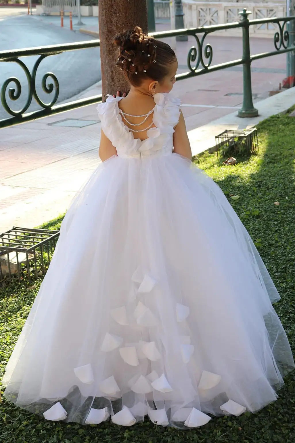 Wedding Flower Girl Dress A Line Round Neck Sleeveless Lace Top Beadwork Floor Length Fashion Girl Dress Girl Communion Formal Dress Princess Dress