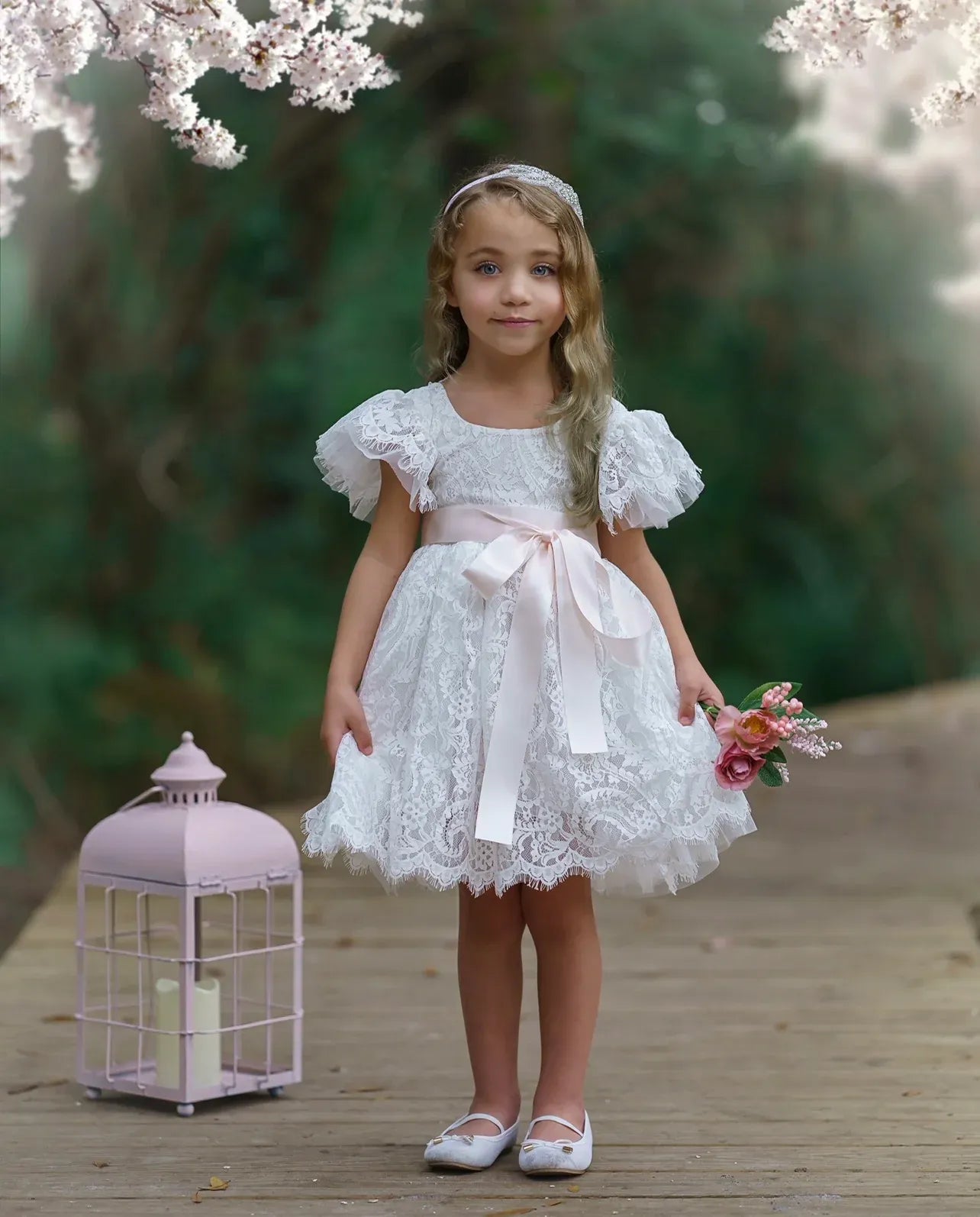 Whimsical A-Line Square Neck Puff Sleeve V-Back Knee-Length Outdoor Flower Girl Dress